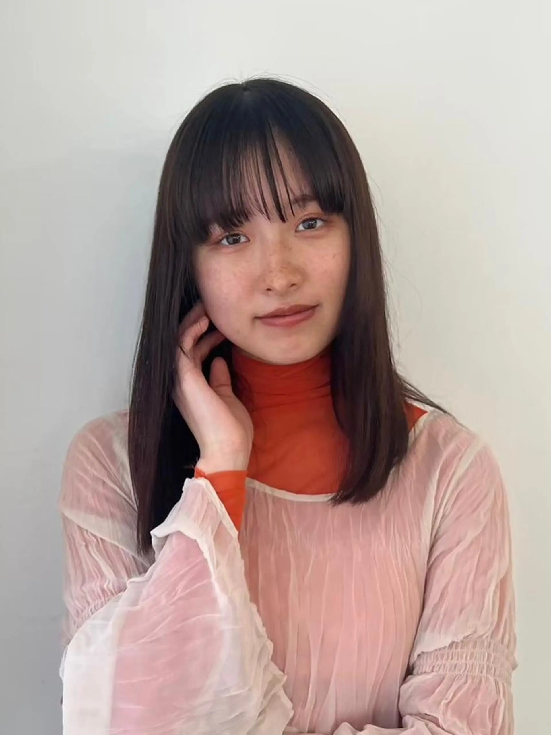セミロング カラー カット ヘアカラー トリートメント 🤎ベージュカラー 🐶メンズパーマの眉毛・アイブロウイメージ