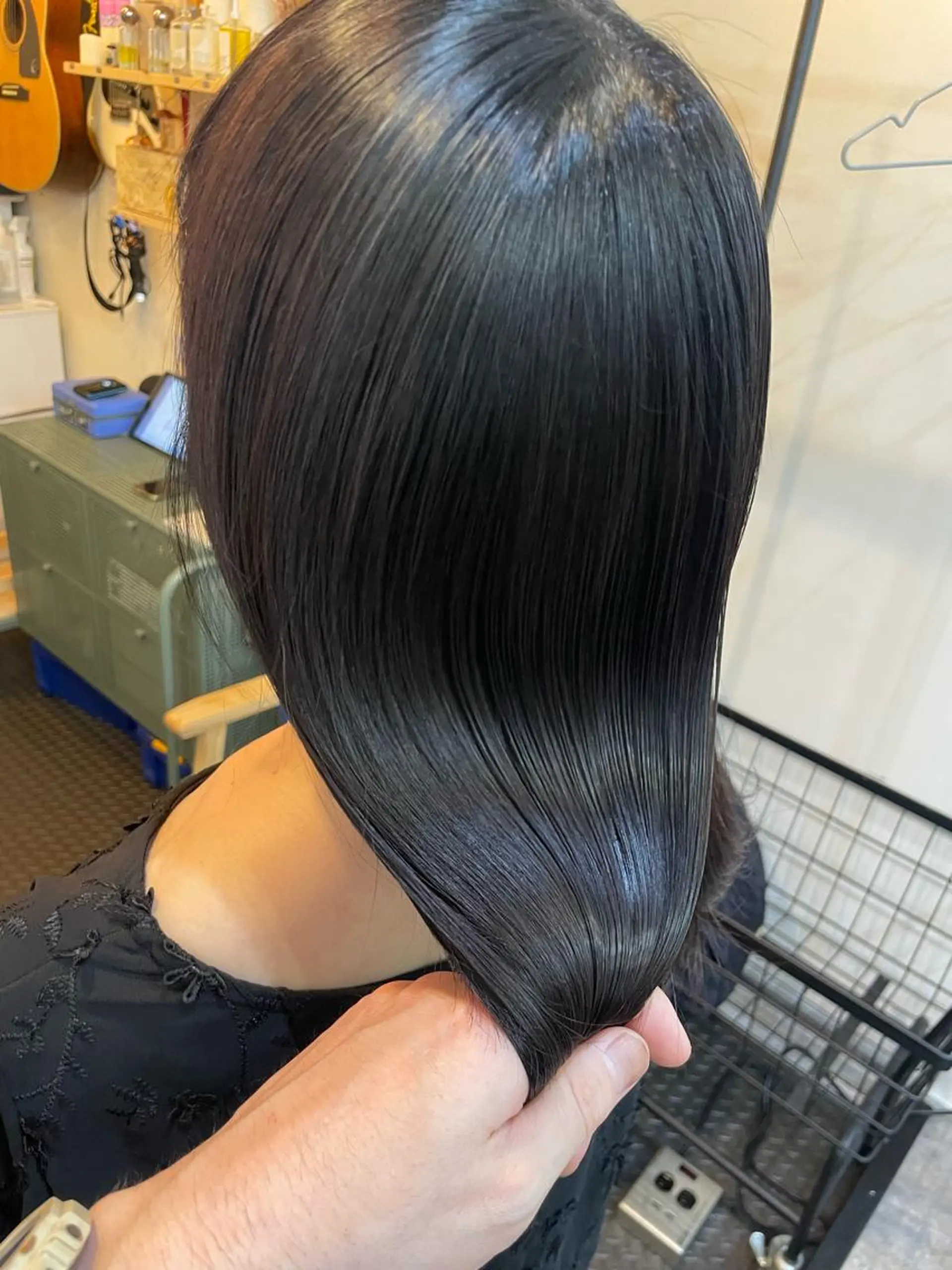 ロング カラー 髪質改善 トリートメント トリートメント SUN GLOW  サングロウ所属・ナカノメ トシアキのヘアスタイル