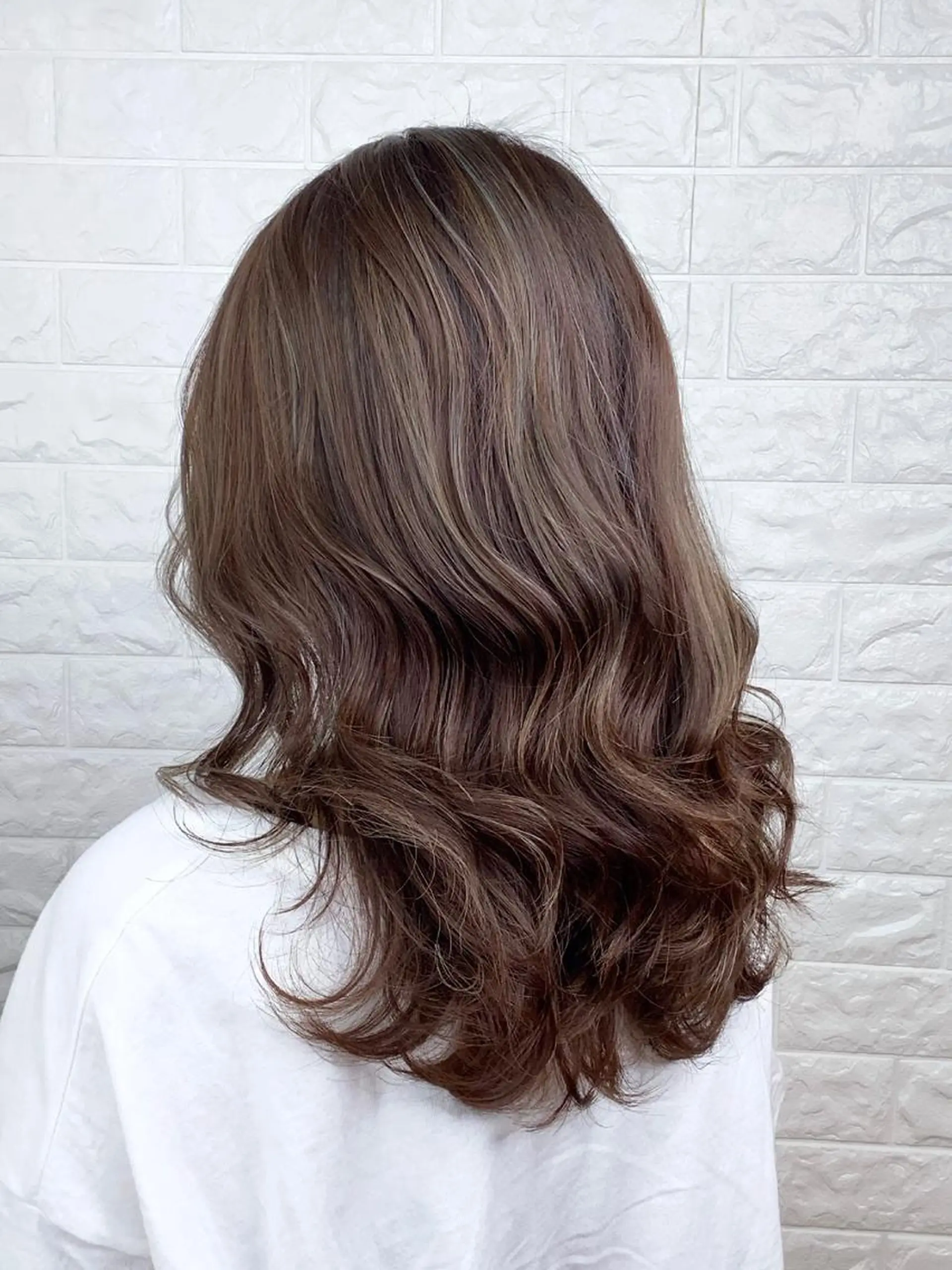 セミロング カラー エイジングケア特化 美容師✂️山崎竜二のヘアスタイル