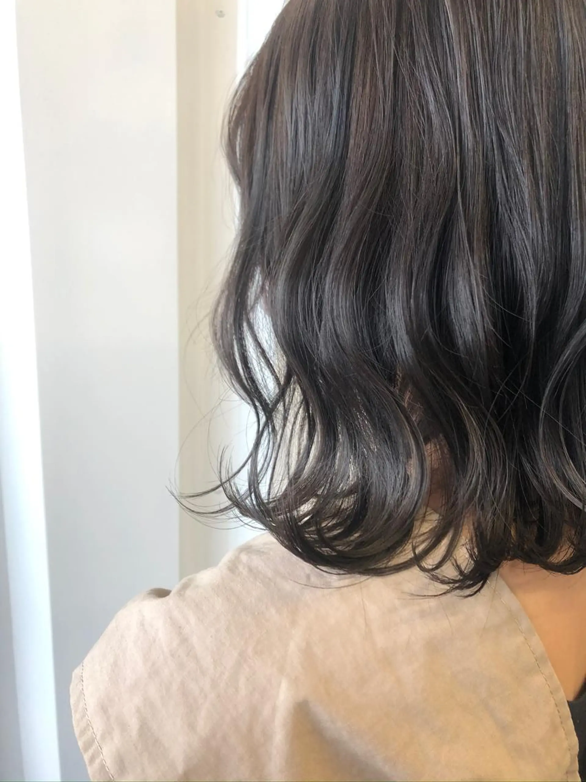 ミディアム カラー KURUMI /NINE麻布十番のヘアスタイル