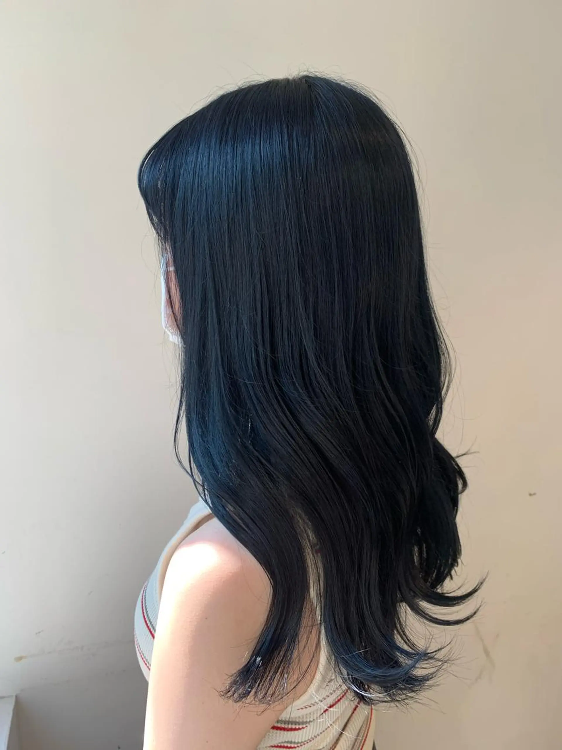 ロング カラー 黒髪 ブルーカラー ブルーブラック カット ヘアカラー トリートメント soëll所属・🤍そぶえ　ゆうな/ 暖色カラー/縮毛矯正のヘアスタイル