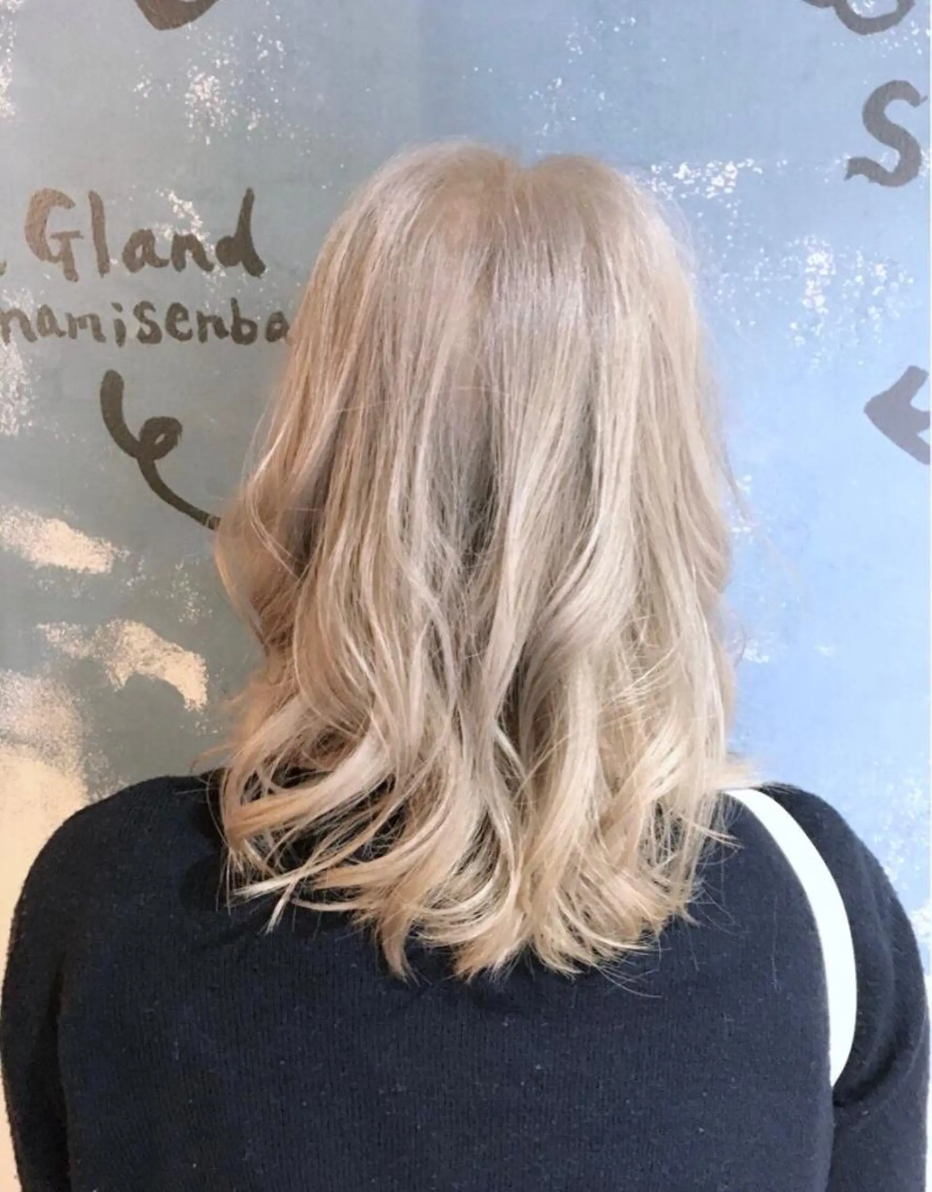 ミディアム カラー ヘアアレンジ アッシュ ミルクティーアッシュ ace share salon所属・桑原 祥のヘアスタイル