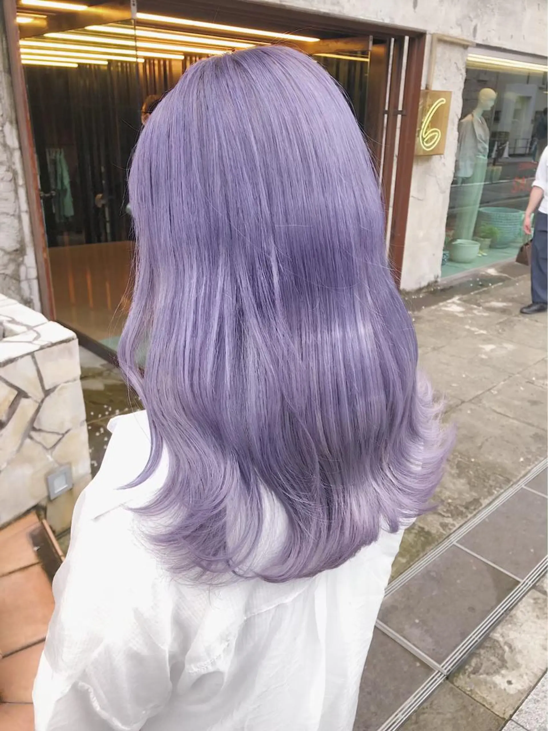 セミロング ハイトーン×エクステ 💞くるみのヘアスタイル