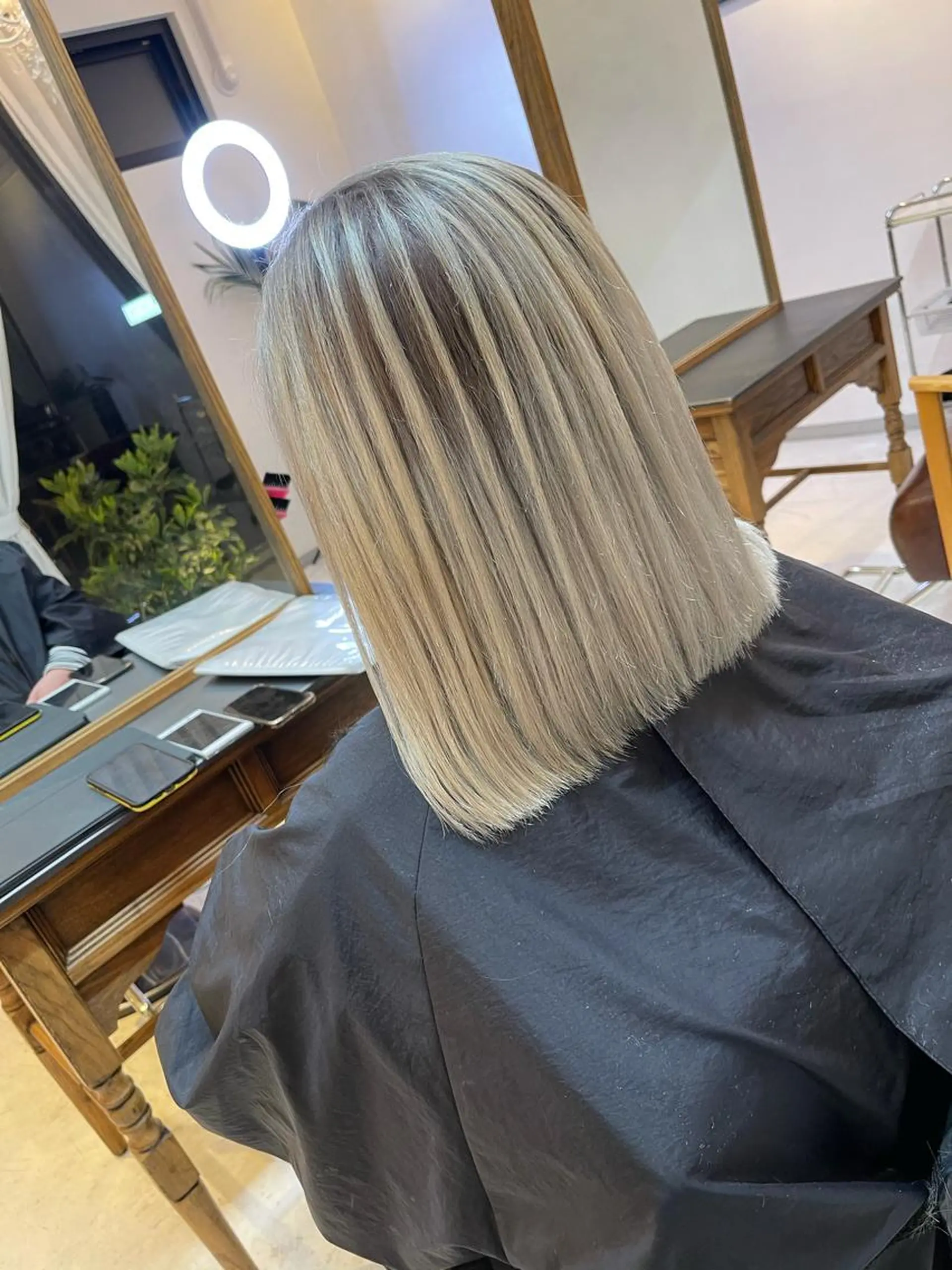 ミディアム カラー カット ヘアカラー トリートメント MARDI GRAS 蘭丸のヘアスタイル