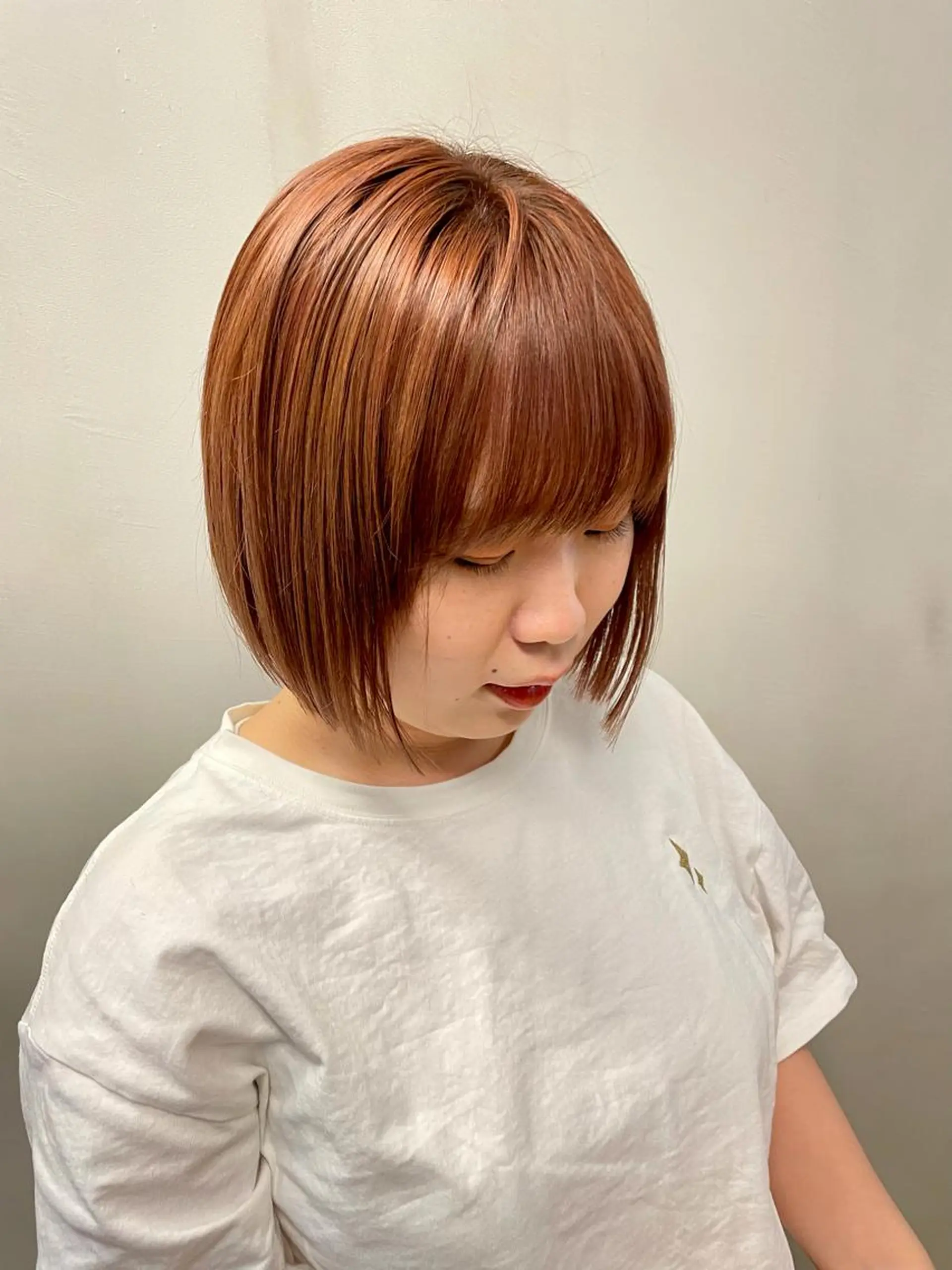 ミディアム カラー パーマ ヘアアレンジ メンズ キッズ ネイル マツエク・マツパ オレンジ カラーマツエク オレンジ カット ヘアカラー トリートメント tatsumi/ボブ ウルフ/レイヤーのヘアスタイル
