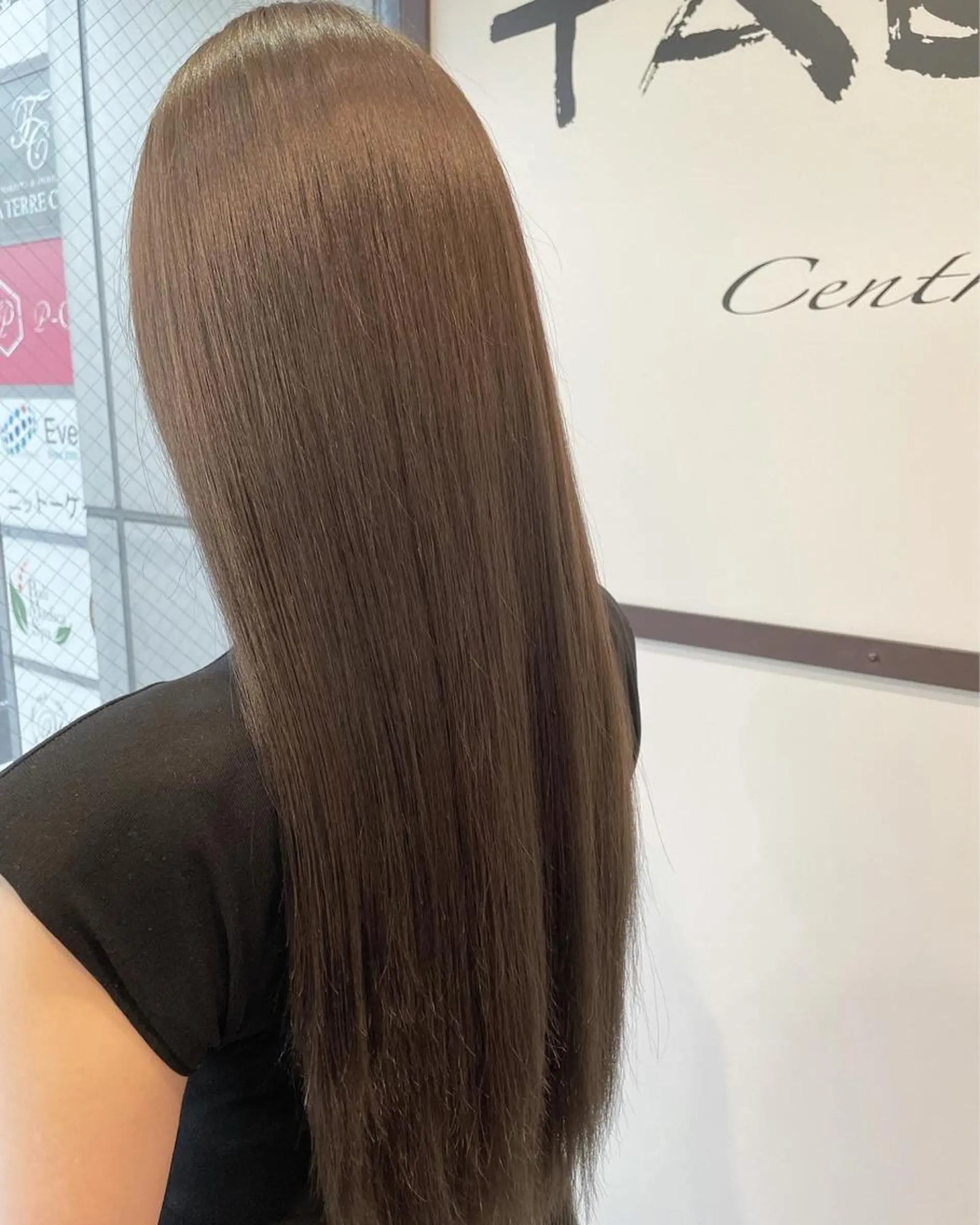 ロング カラー アッシュ ケアカラー 透明感カラー 外国人風カラー レイヤーカット カット ヘアカラー トリートメント 河合秀明/ショート /ボブ/レイヤーのヘアスタイル