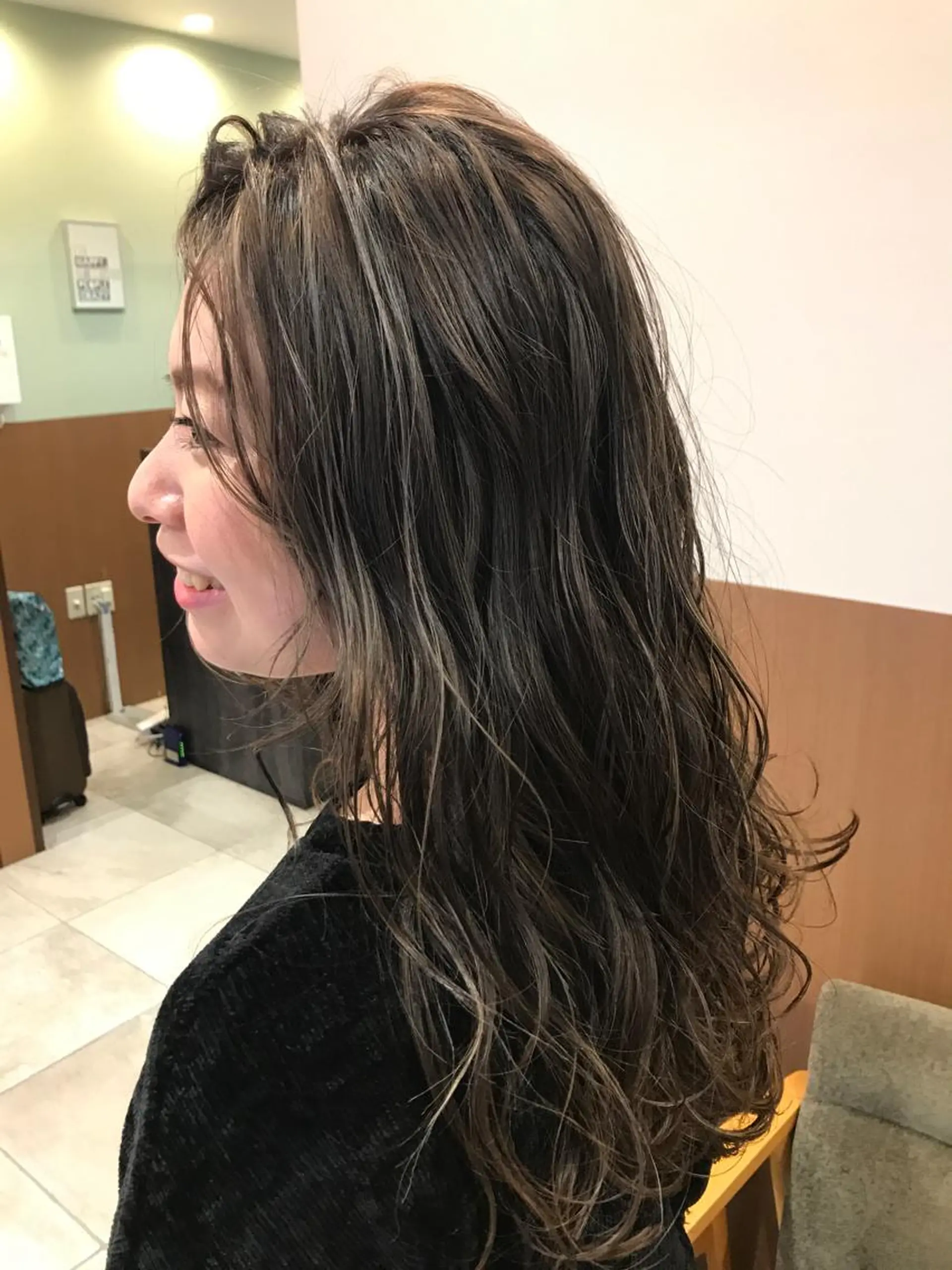 ロング カラー ハイライトカラー ハイライト ヘアカラー Emitas.宮街道店所属・森崎 士/似合わせカラーのヘアスタイル