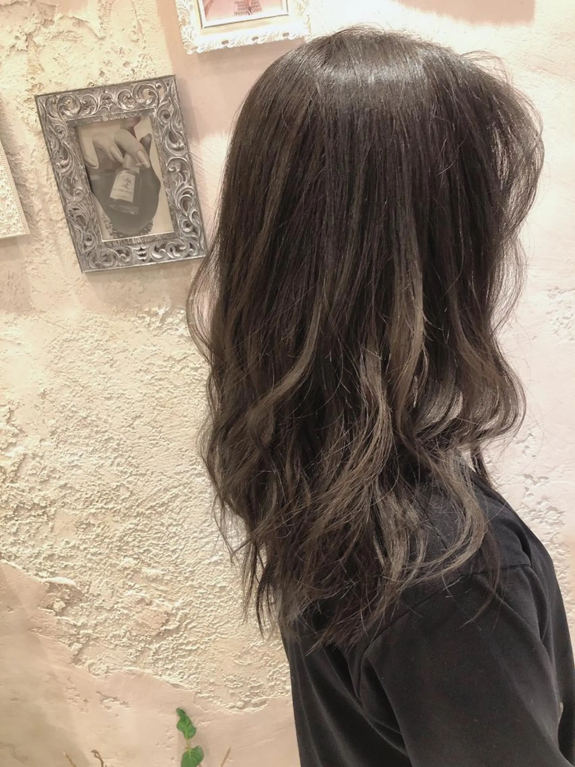 ロング アッシュ ボンドストーリーノヴァ所属・縮毛矯正・髪質改善 ❣️三浦正也のヘアスタイル