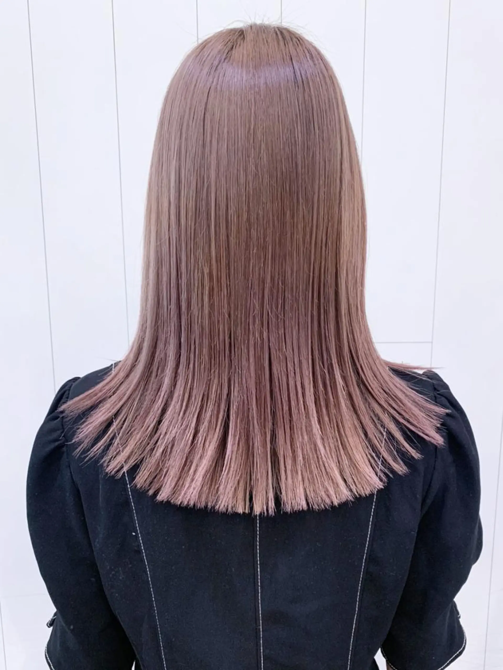 セミロング カラー パーマ ヘアアレンジ ベージュカラー ラベンダーカラー ラベンダーベージュ ストレートパーマ ITbyALBUM 八王子店のヘアスタイル