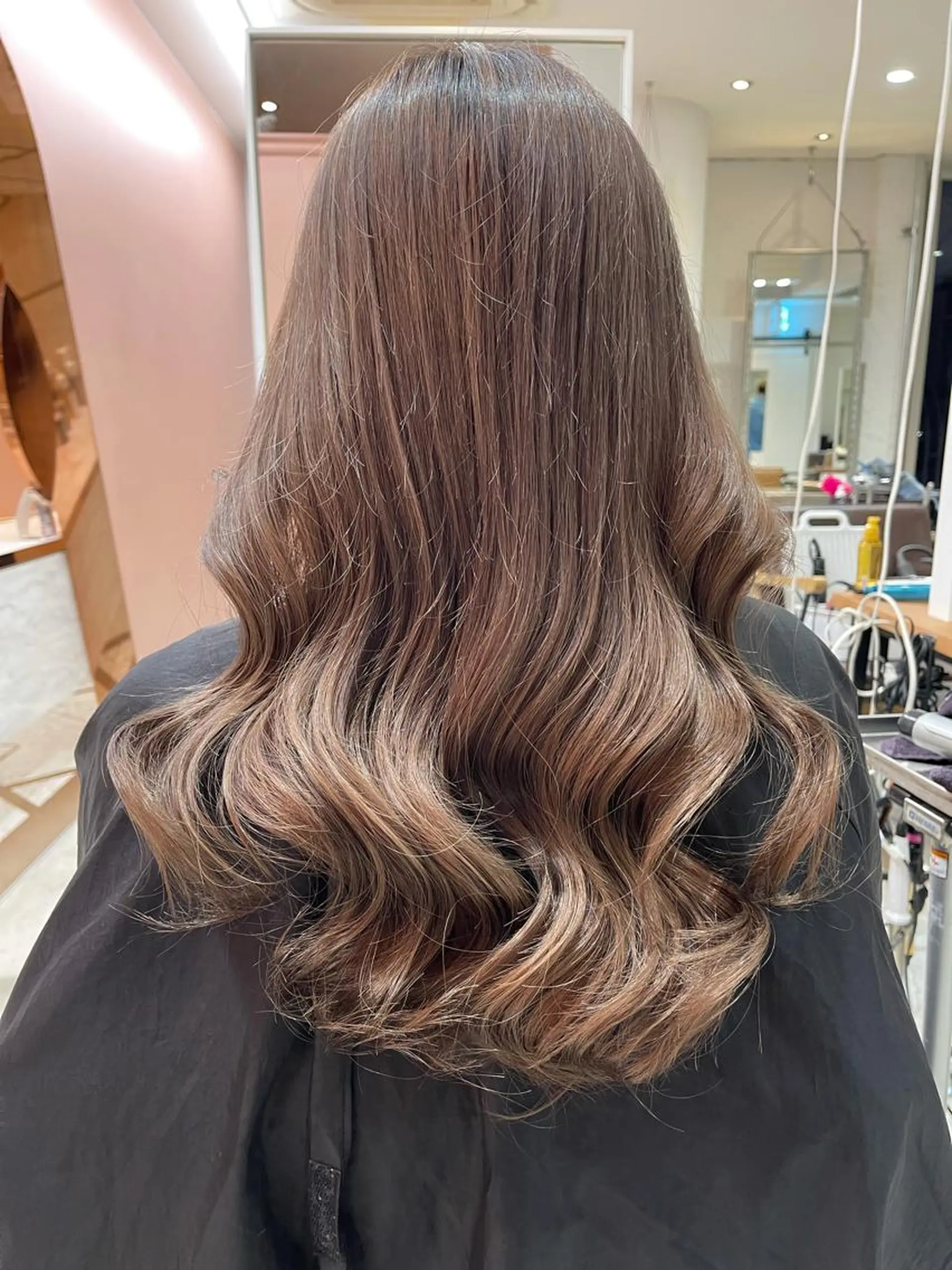 ロング カラー lunty miichiのヘアスタイル