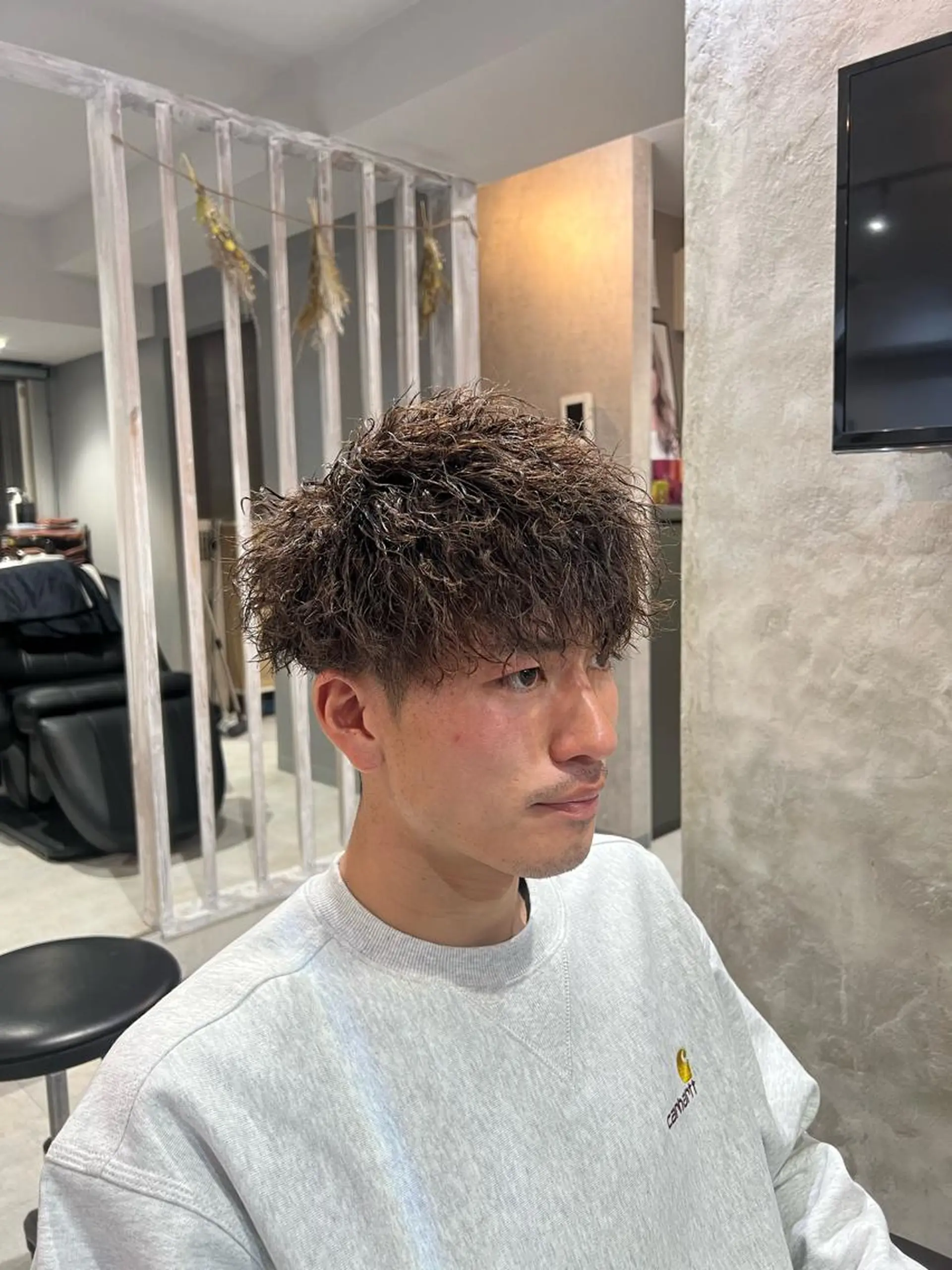 ショート パーマ メンズ メンズパーマ メンズツイストパーマ ツイストパーマ ヘアカラー たける/パーマ /艶髪/ハイライトのヘアスタイル