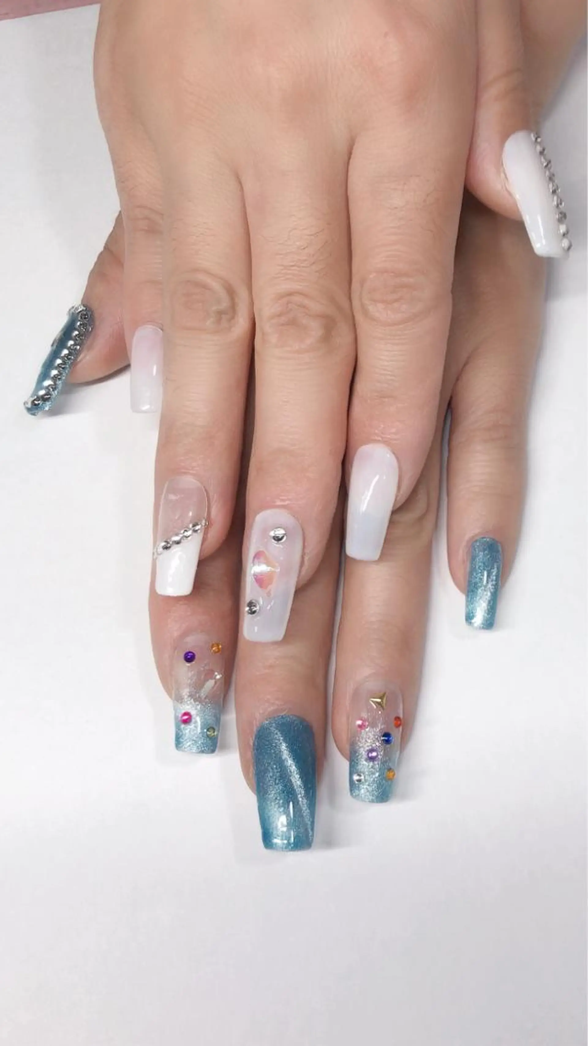ネイル 中国整体院中の ネイルサロン💅のネイルデザイン