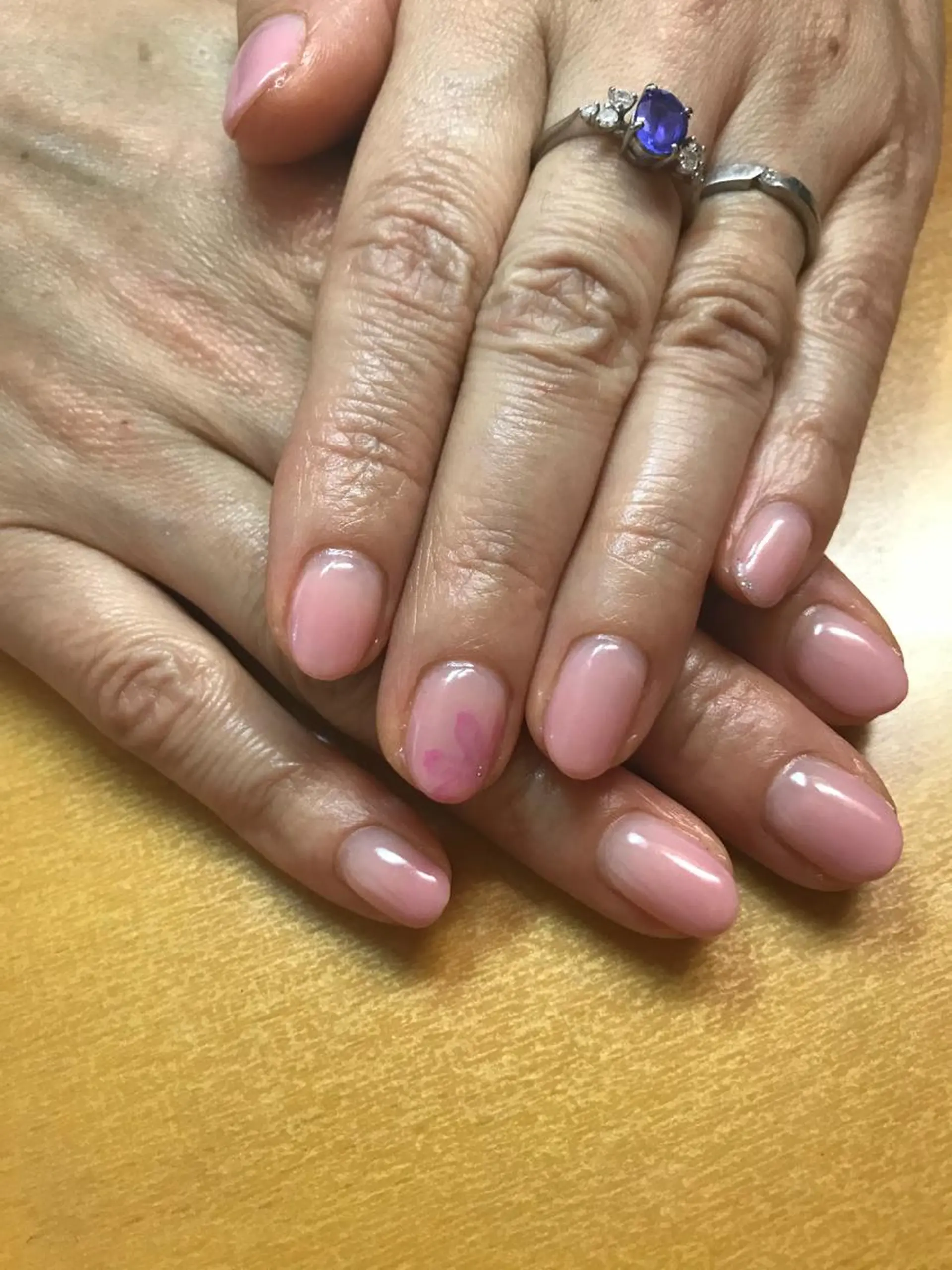 ネイル ハンドネイル みんなの店所属・仲谷 つかさのエステ・リラクイメージ