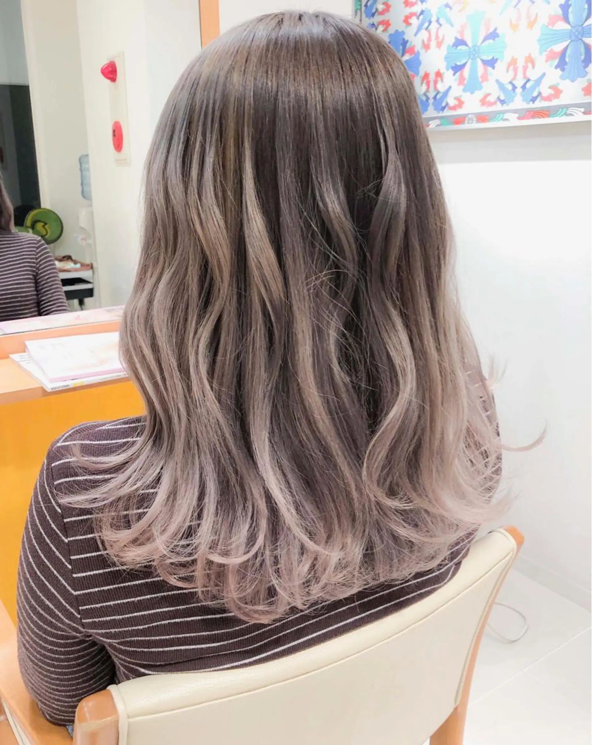 ミディアム カラー Days 透明感カラーのヘアスタイル