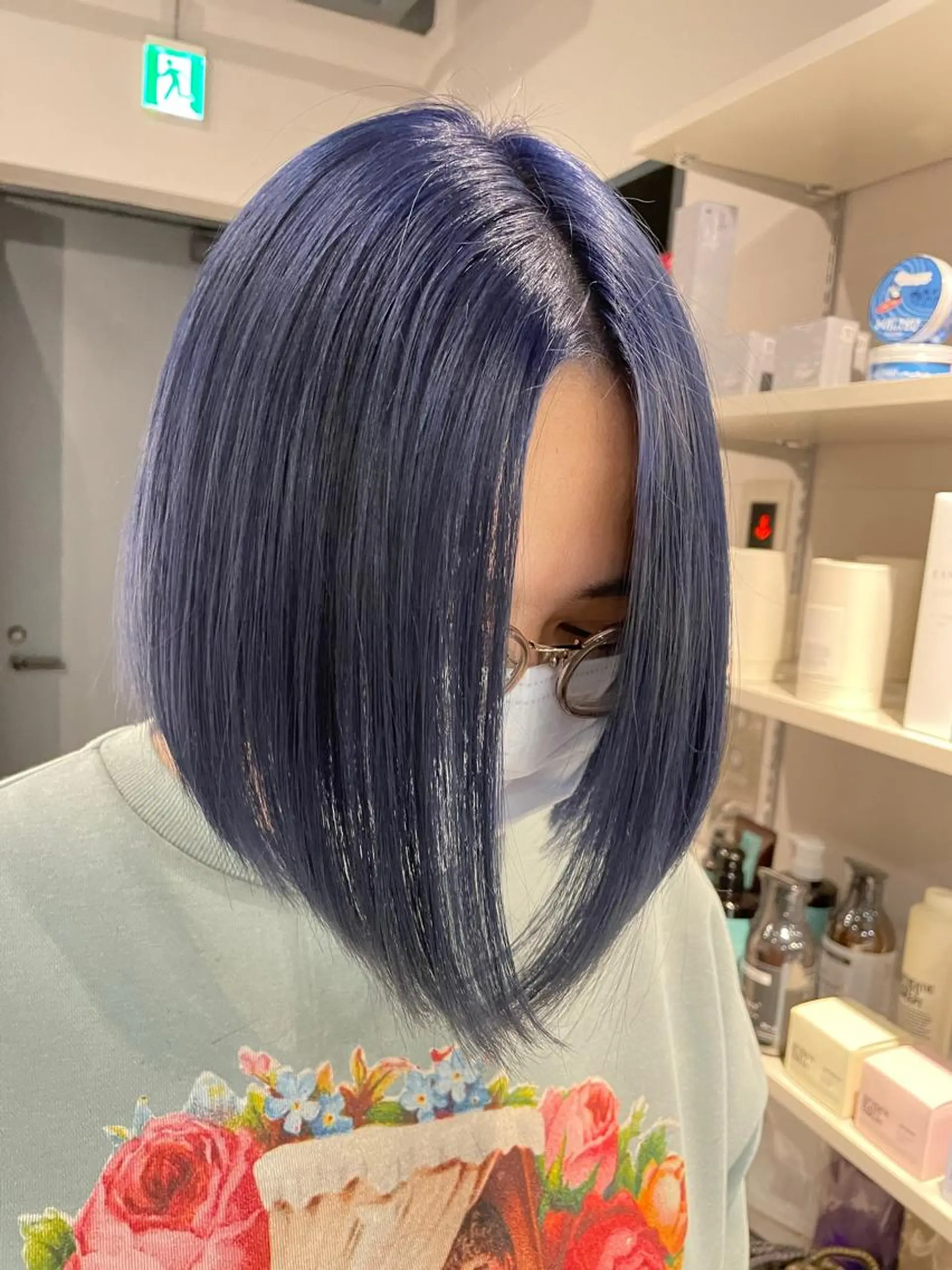 ミディアム カラー ブルーカラー ネイビーカラー ヘアカラー トリートメント ブリーチ👩‍🦳/ ‪✂︎MANAMIのヘアスタイル