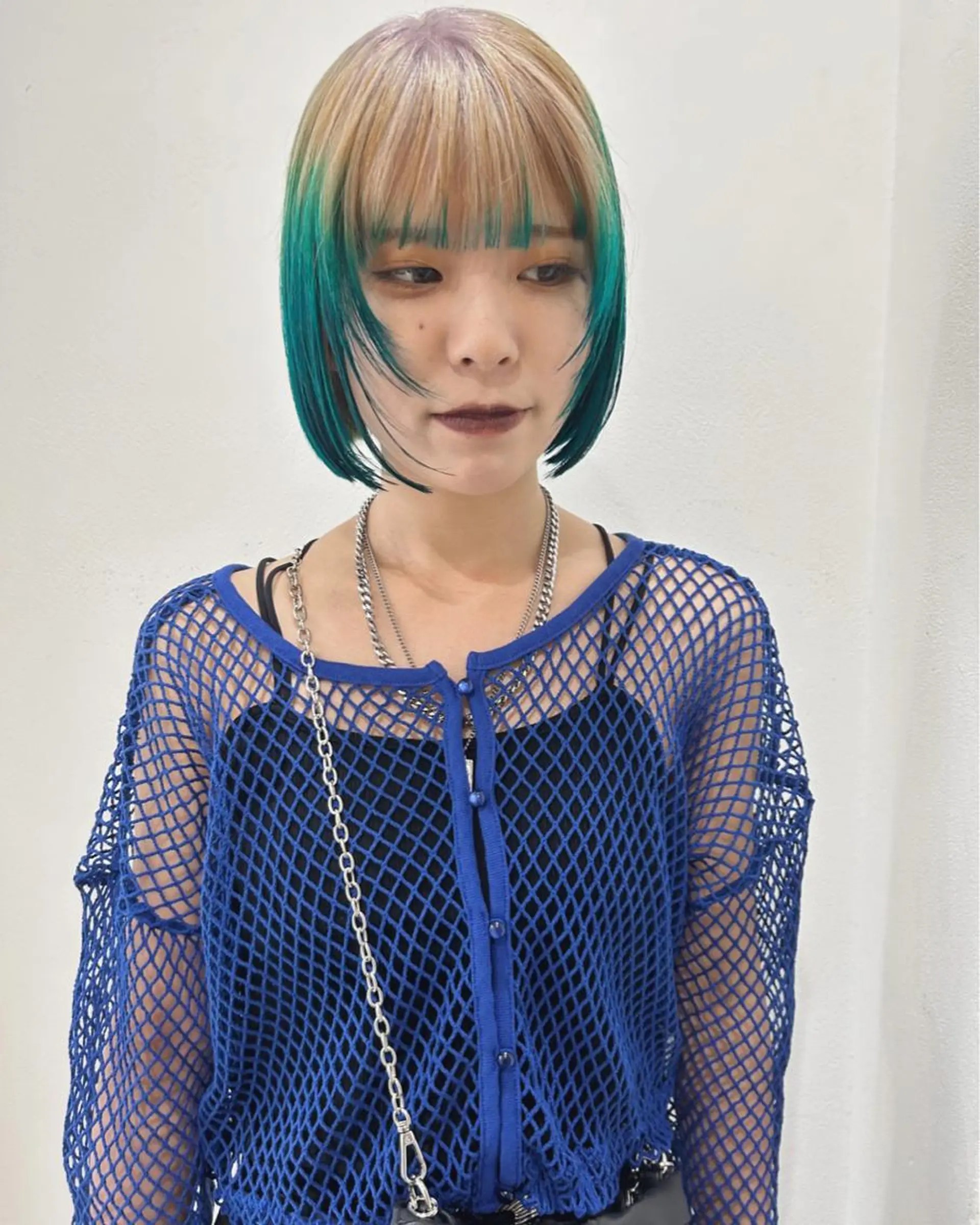 ショート カラー ブリーチ ケアブリーチ デザインカラー イエローカラー カット ヘアカラー トリートメント Loom.所属・村上雅人 ナチュラルモードのヘアスタイル