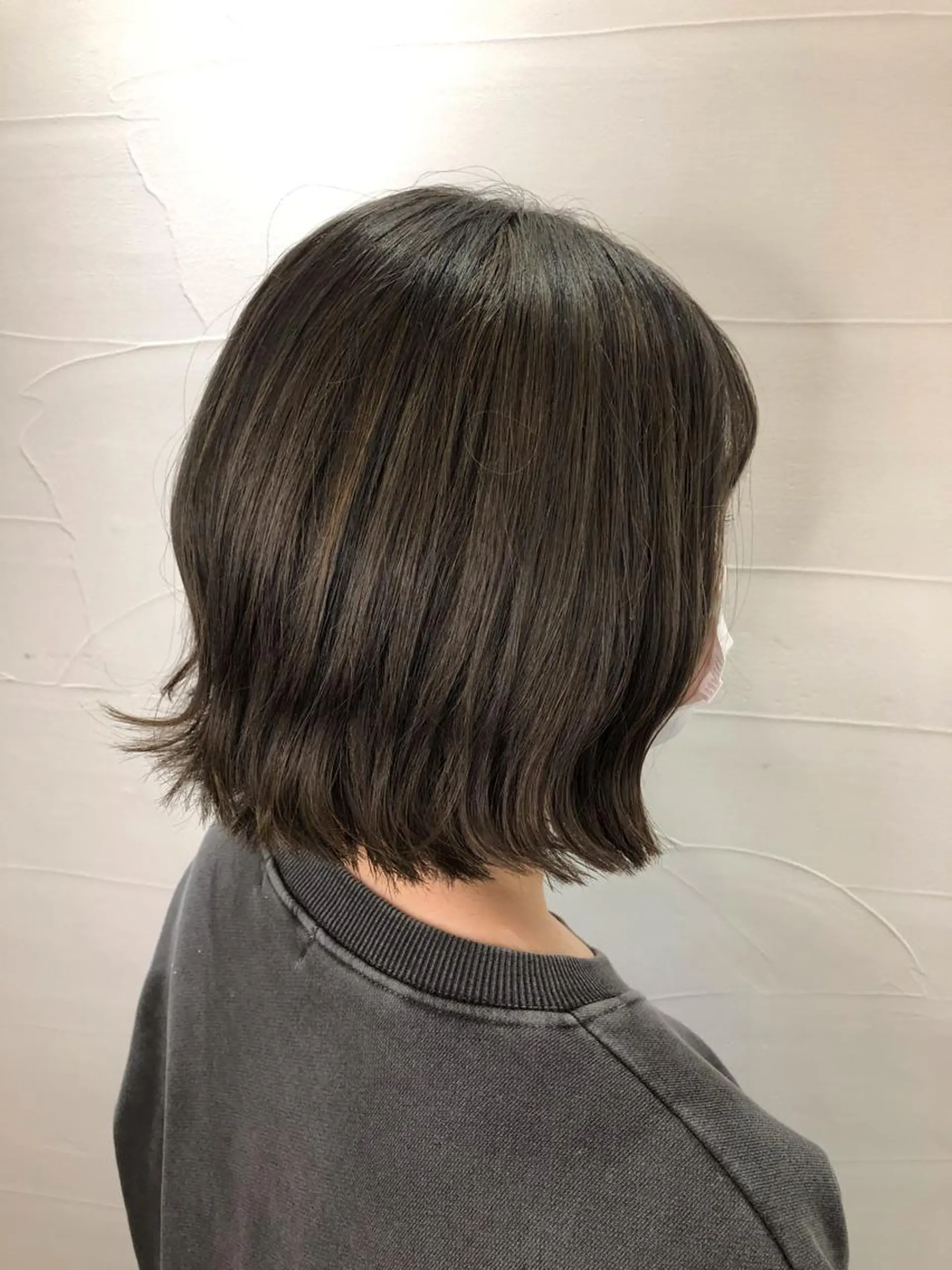 ショート カラー 透明感カラー グレージュ 外ハネヘア ⚡️メンズ/波巻き/ 片岡篤宣/水戸⚡️のヘアスタイル