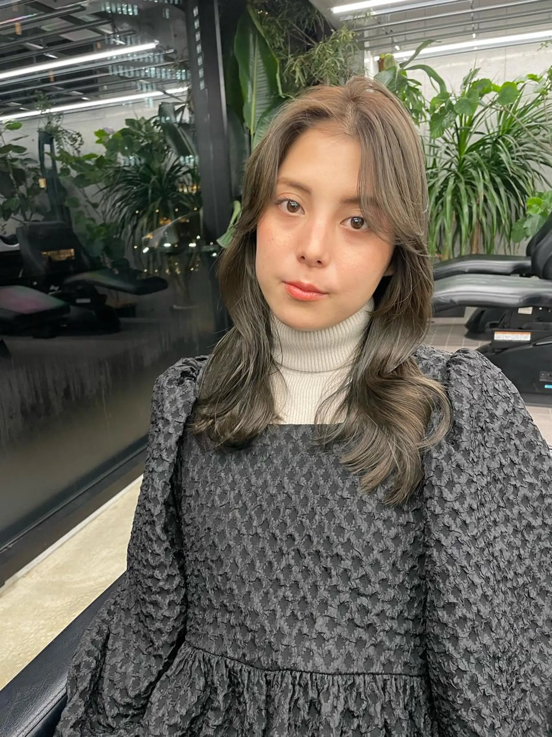 セミロング 韓国レイヤーカット/ 酸性縮毛矯正MIKUのヘアスタイル