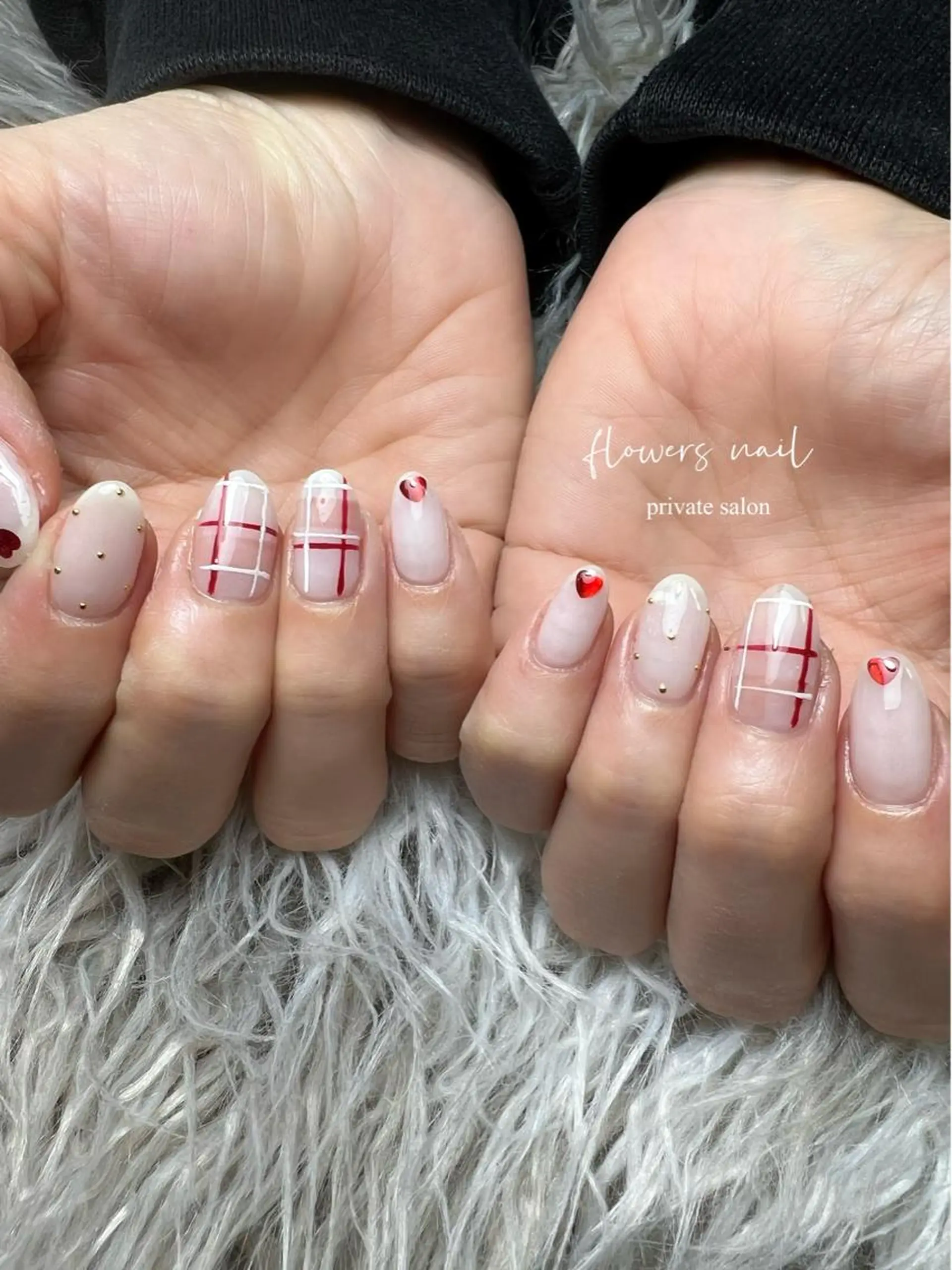 ネイル ジェルネイル ハート ミラーネイル 持ち込み パラジェル flowers nailのネイルデザイン