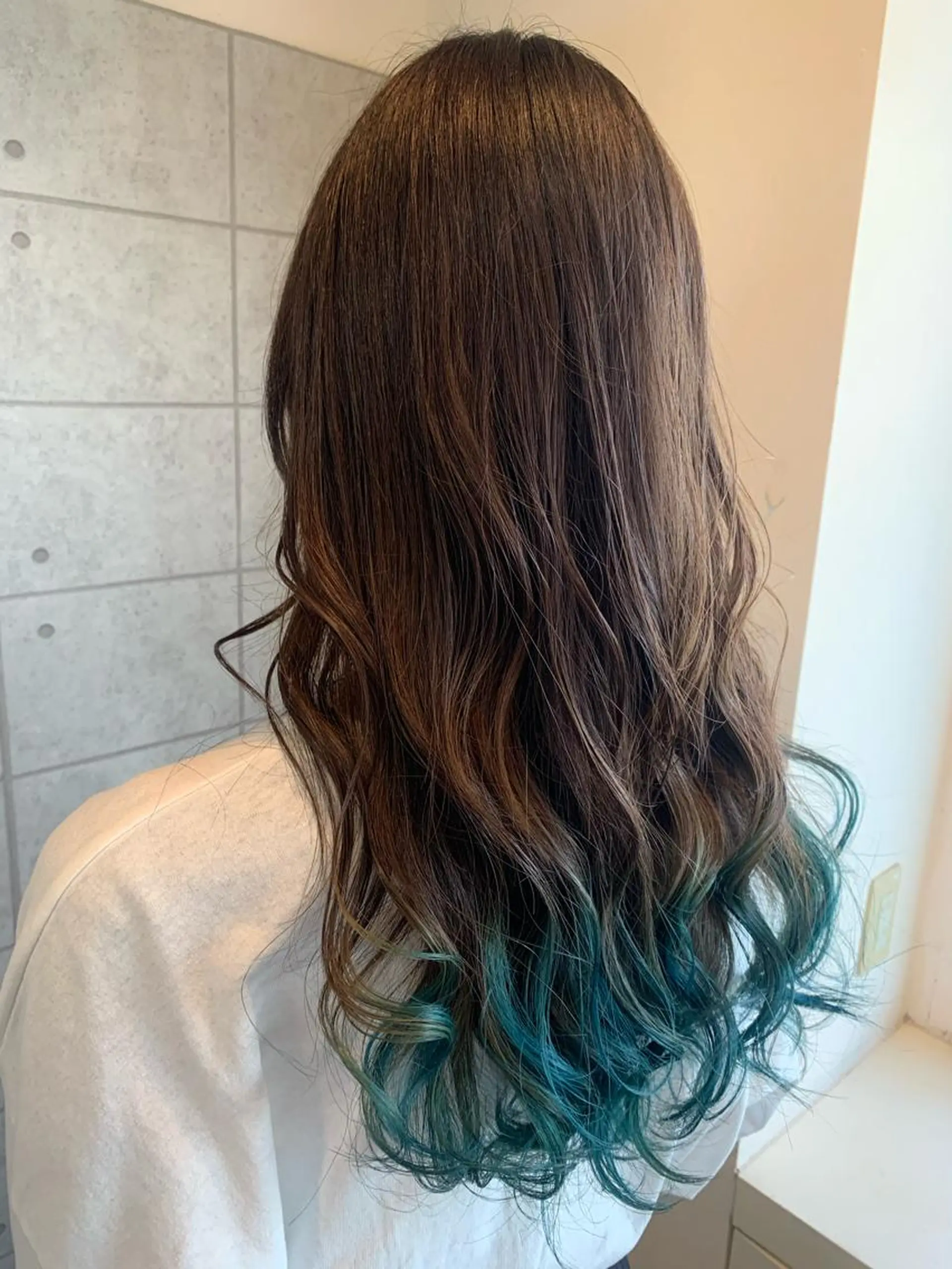 ミディアム カラー ヘアアレンジ ブリーチ ヘアカラー 🌿‬ ܸAir 透明感🌱西村知佳のヘアスタイル