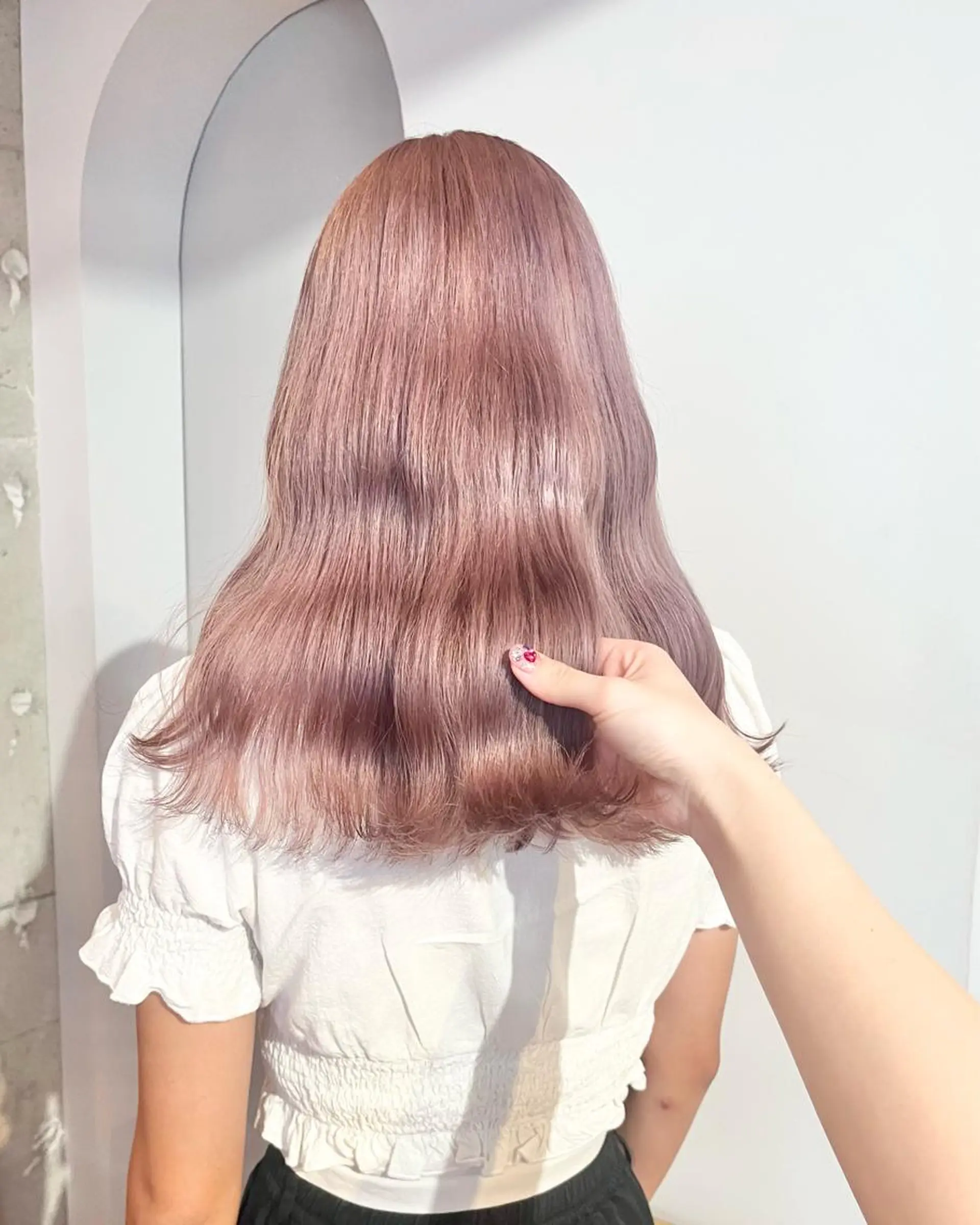 ロング カラー ヘアアレンジ ピンクカラー ホワイトピンク ヘアカラー トリートメント 🎀taro ブリーチなしカラーのヘアスタイル
