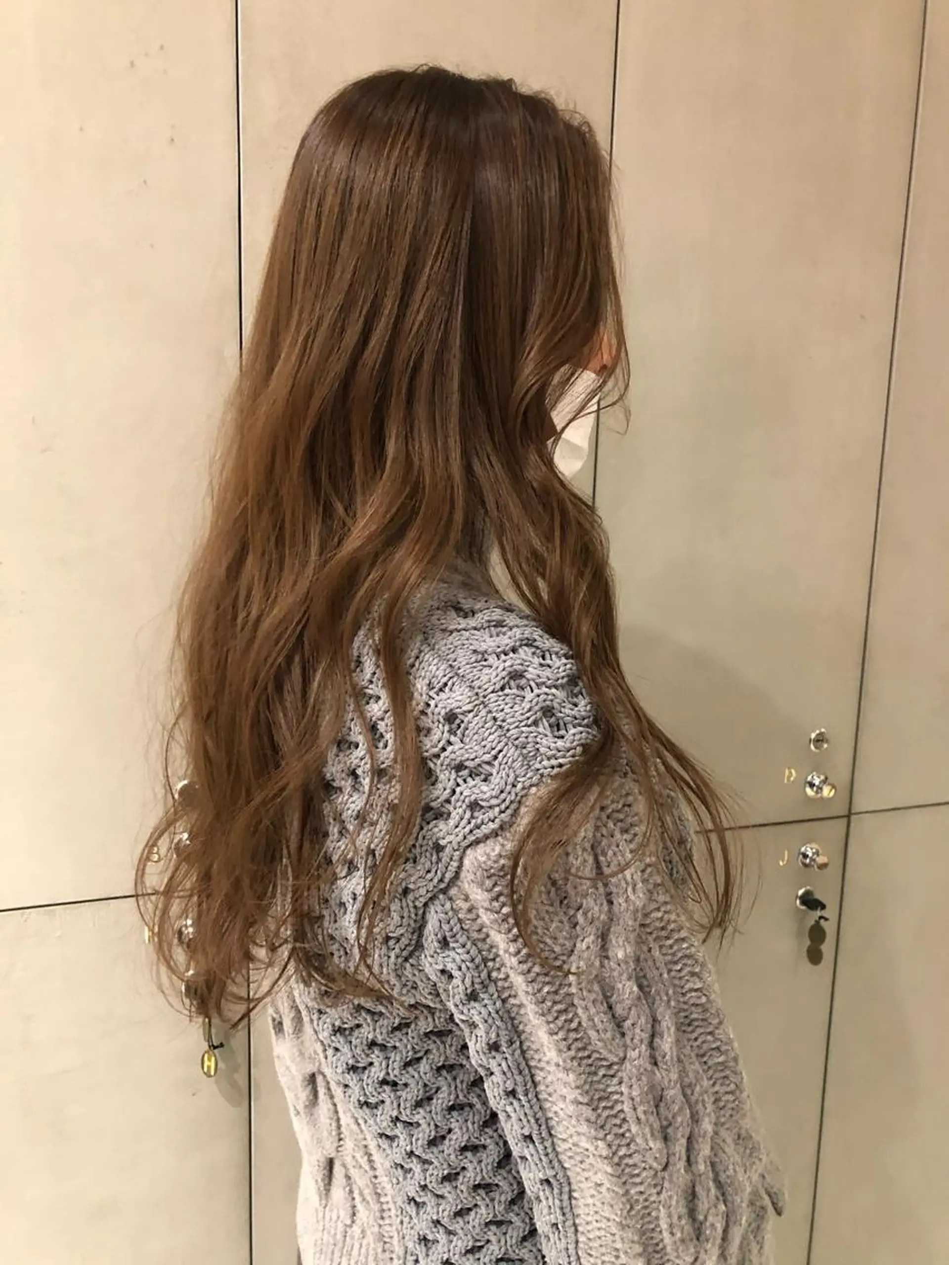 ロング カラー 古屋 花織のヘアスタイル