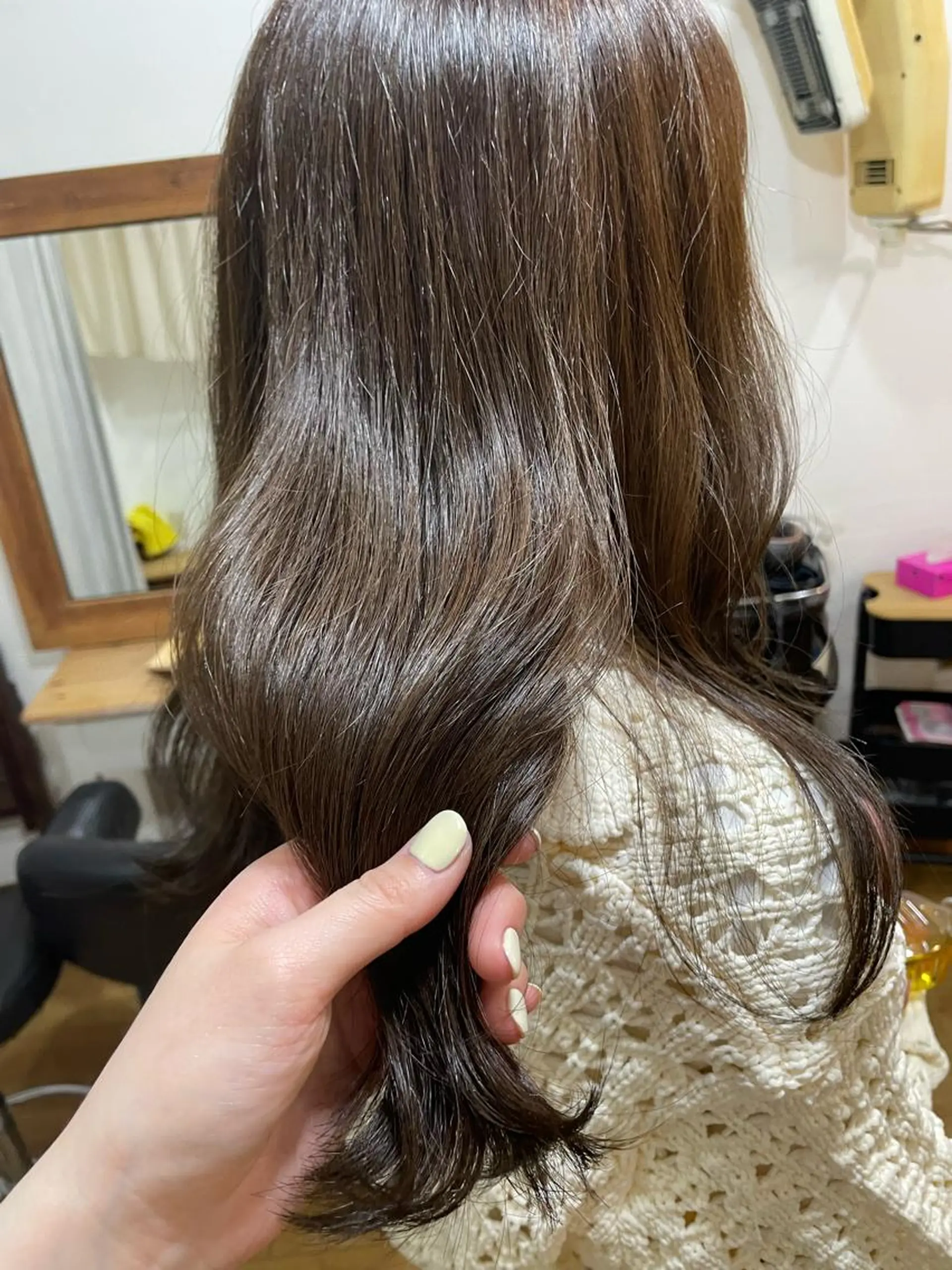 ロング ヘアカラー momoka ［pejite]のヘアスタイル