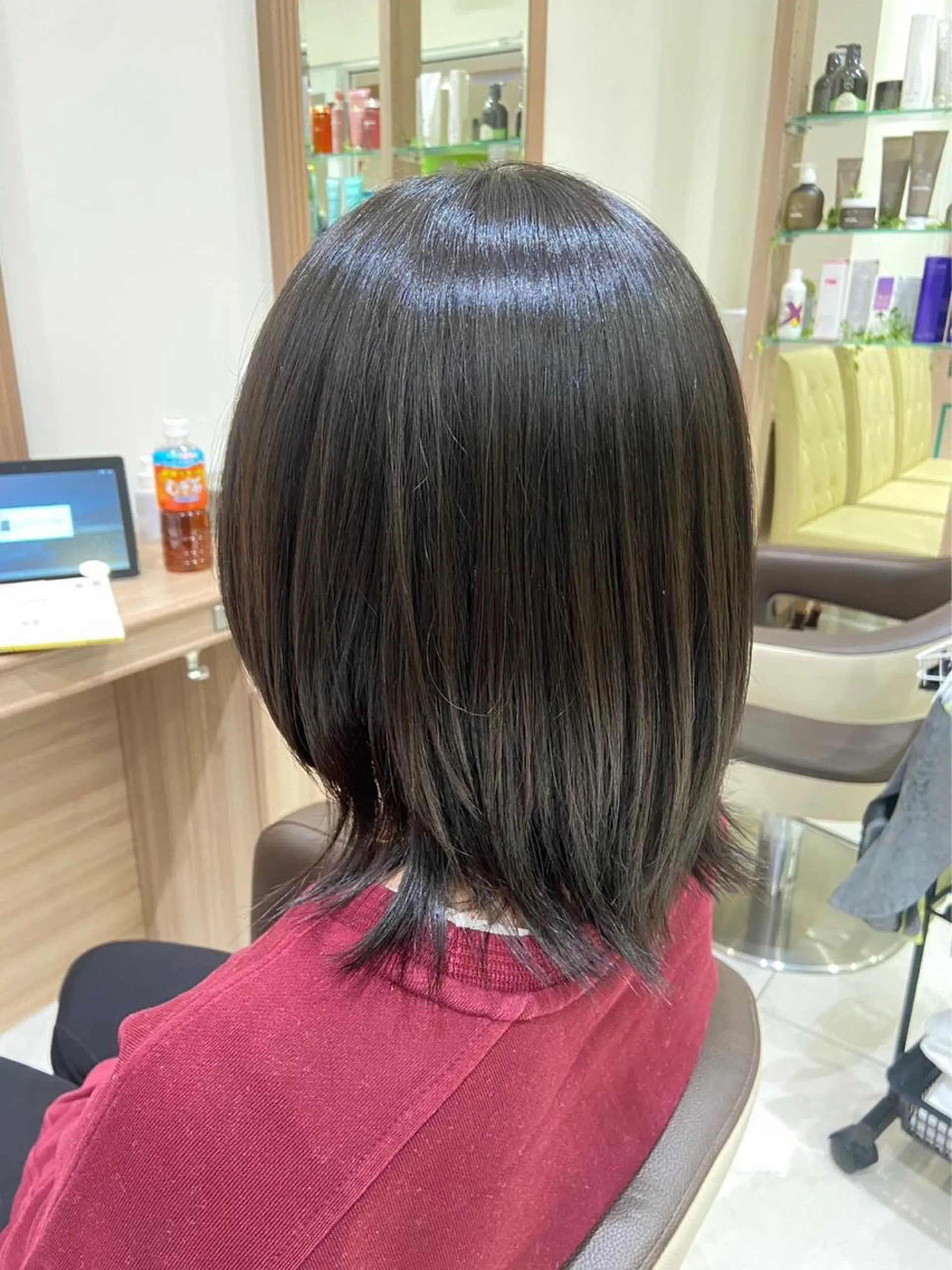 ミディアム 奥村 美郁子のヘアスタイル