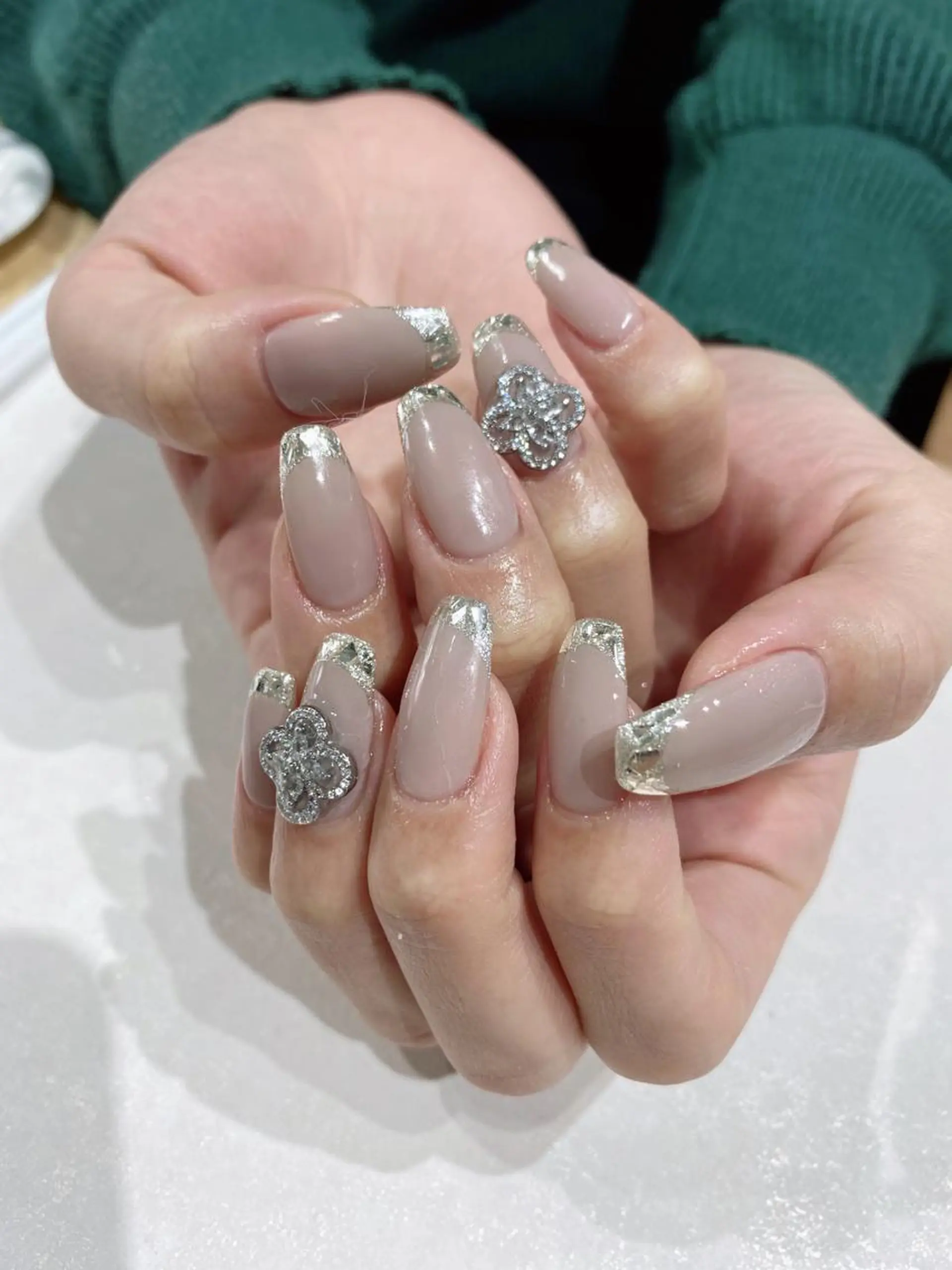 ミディアム ハンドネイル Nail R💫 naoのネイルデザイン