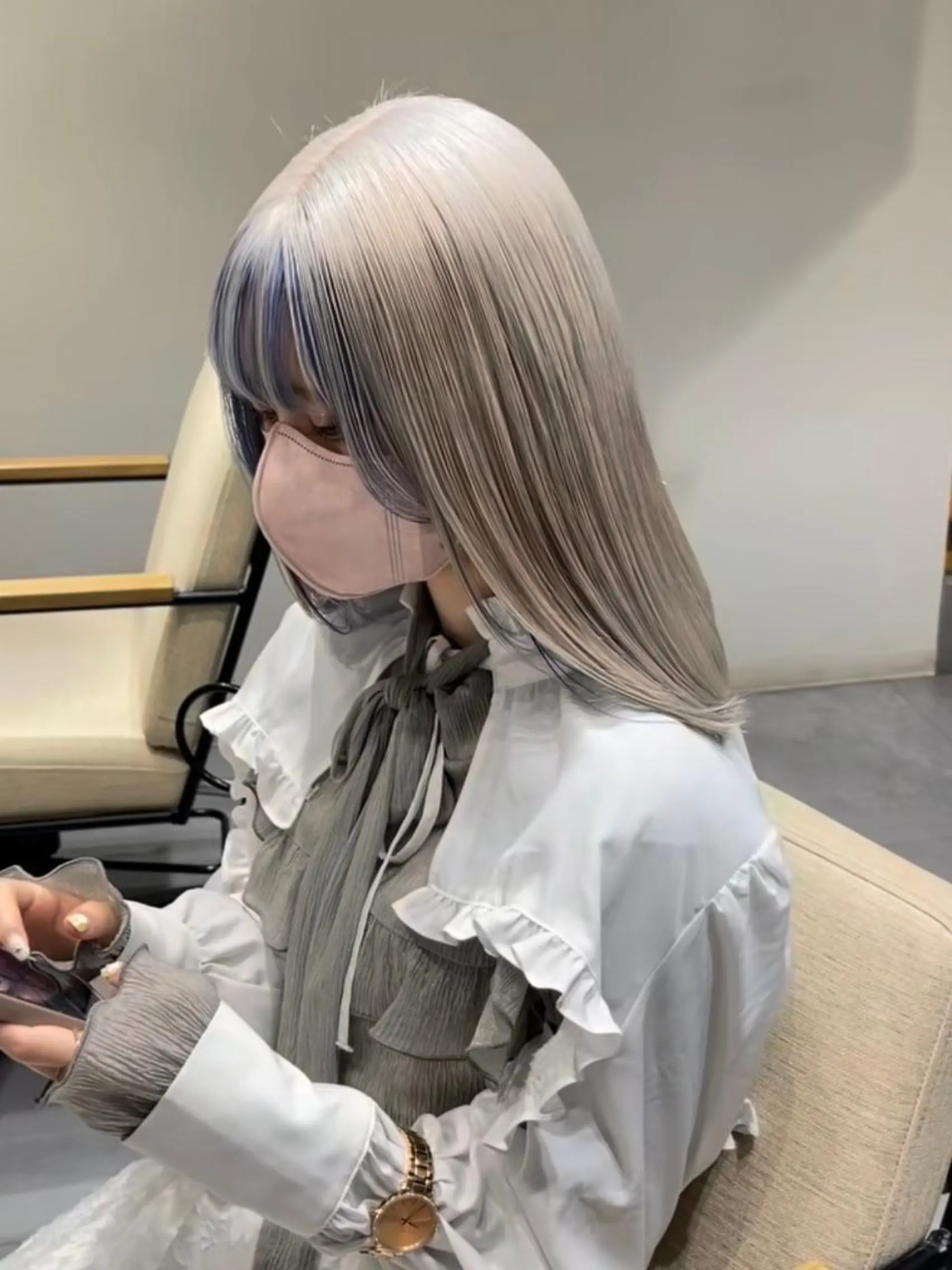 セミロング カラー ショートボブ セミロングパーマ バレイヤージュ ブリーチ ケアブリーチ Eirデザイナーズ サロン茶屋町tomoのヘアスタイル