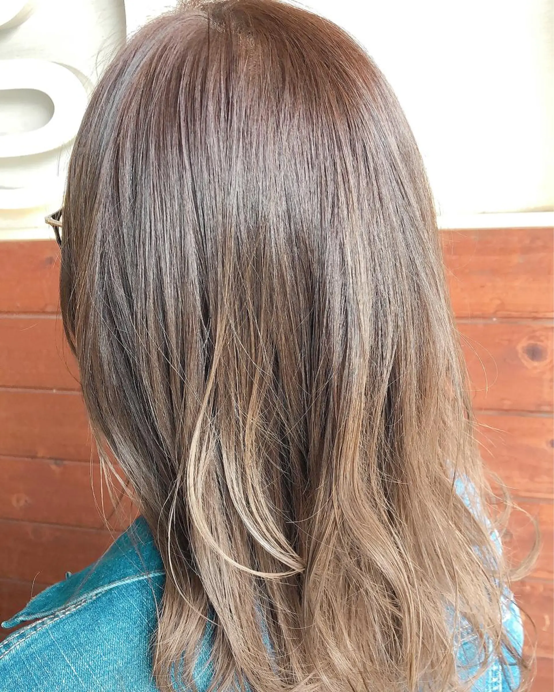 セミロング ヘアカラー トリートメント 松本 剛成のヘアスタイル