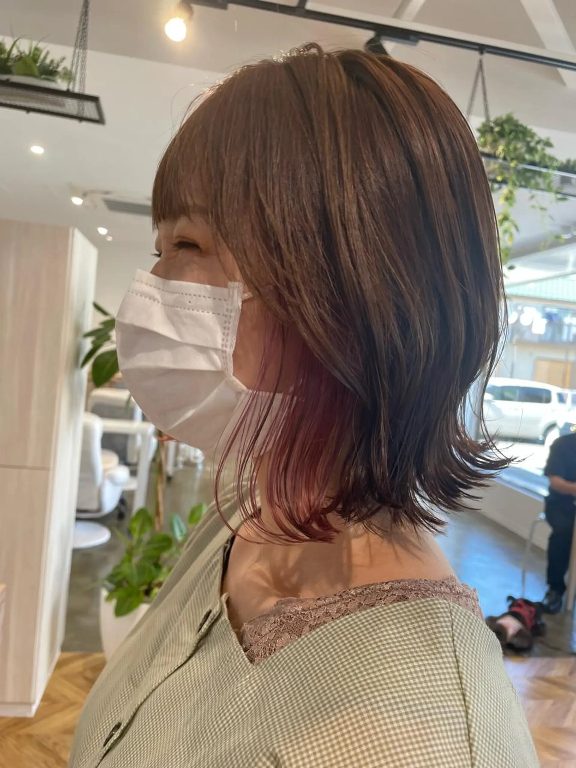 ミディアム 鈴木 つかさのヘアスタイル