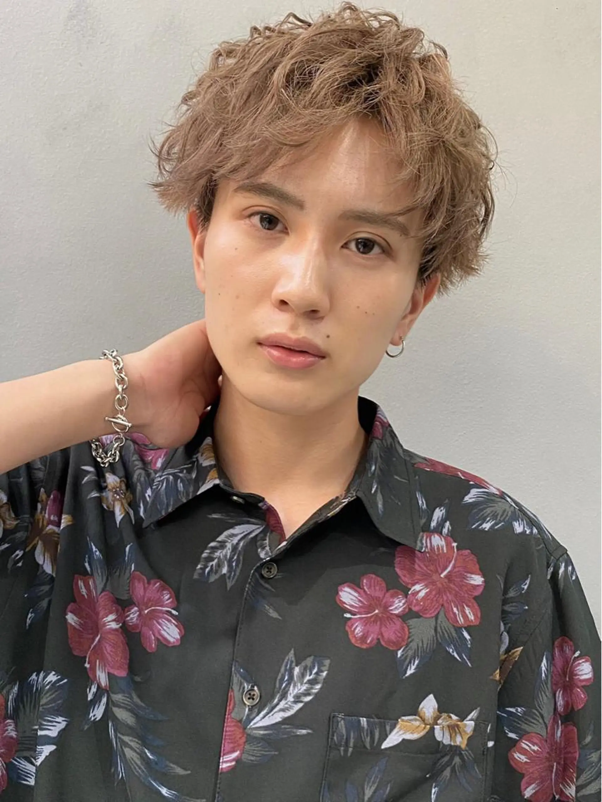 ショート カラー メンズ 吉川 純太のヘアスタイル