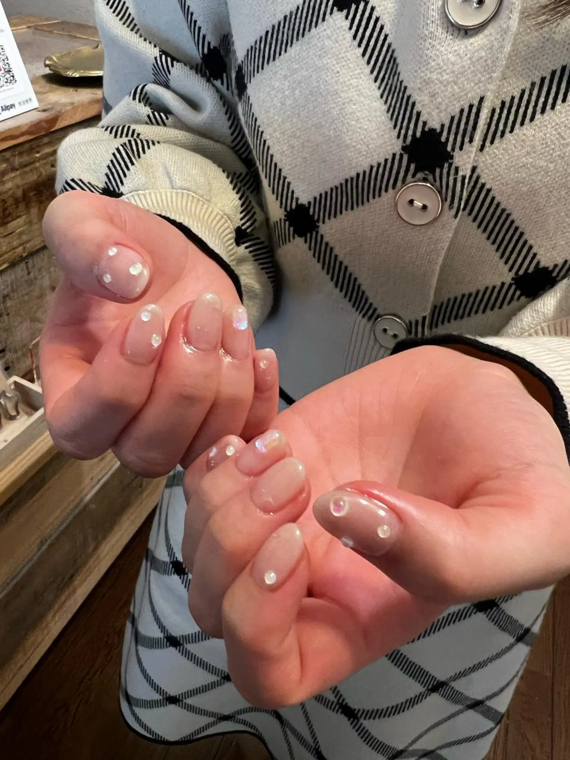ネイル ハンドネイル フットネイル ハンドケア Nes.Nail所属・Miyagi Asamiのネイルデザイン