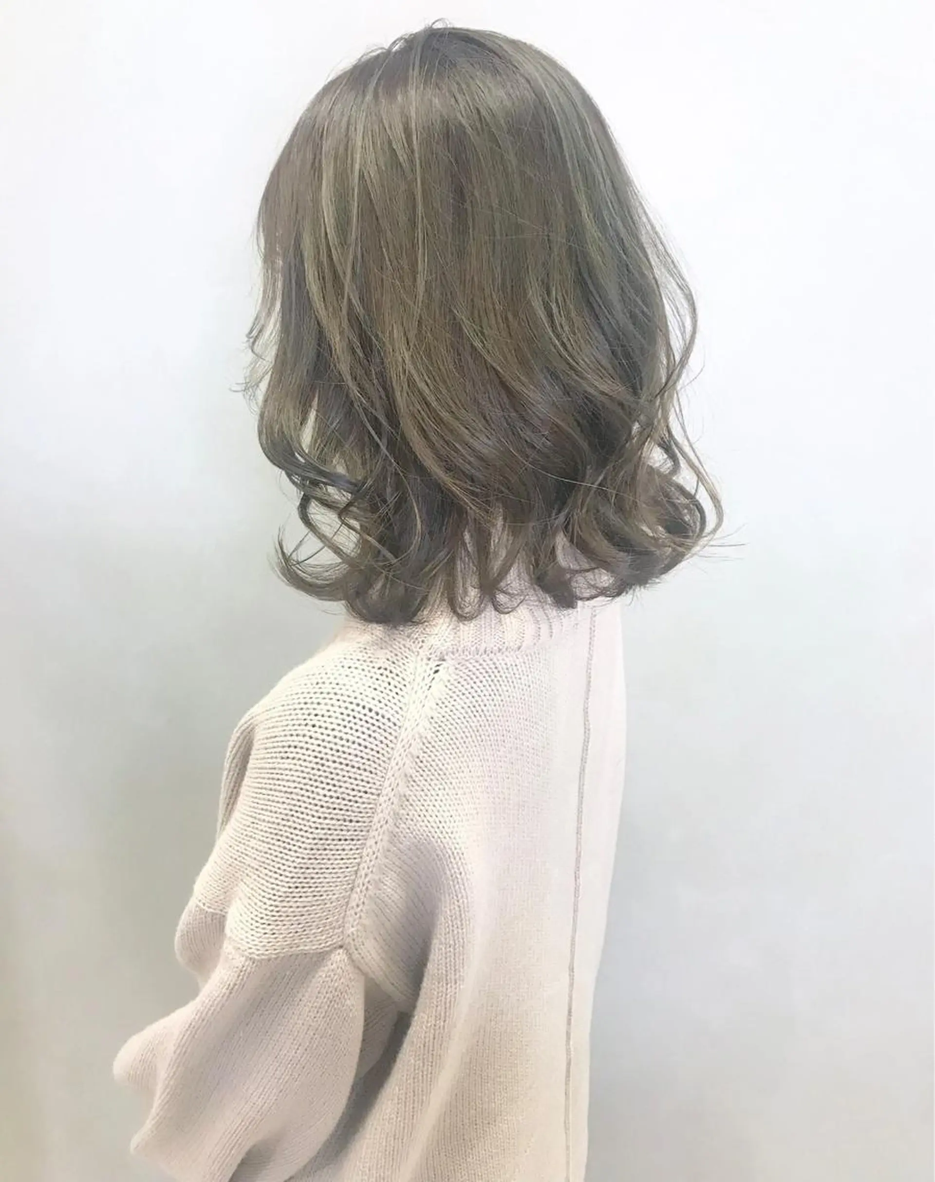 セミロング EIGHTSOL博多 筑紫口店 溝口里穂のヘアスタイル