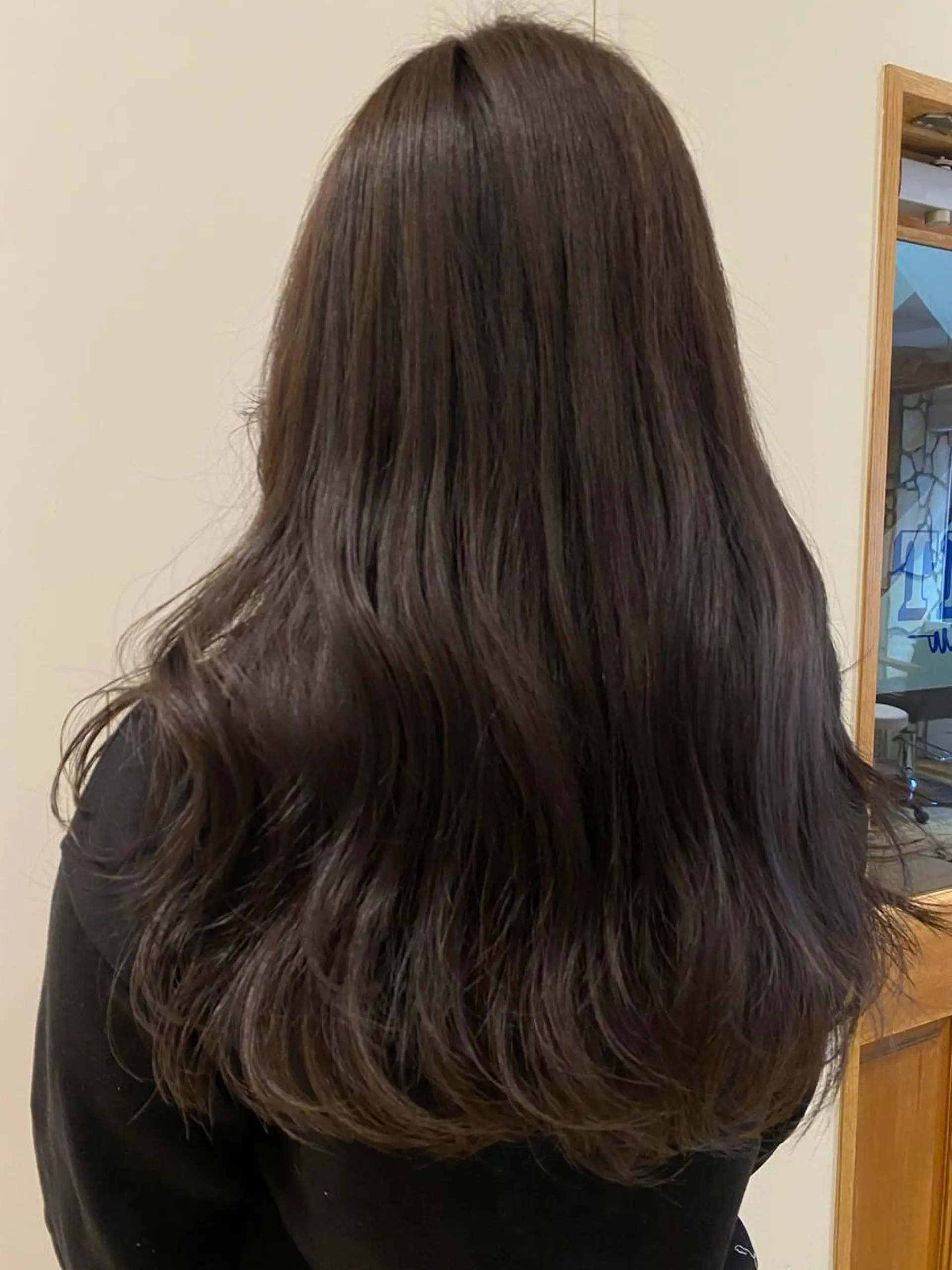 ロング カラー グレージュ RAYGLOW  by Headlight 東海店所属・海外ヘア スタイルRIOのヘアスタイル