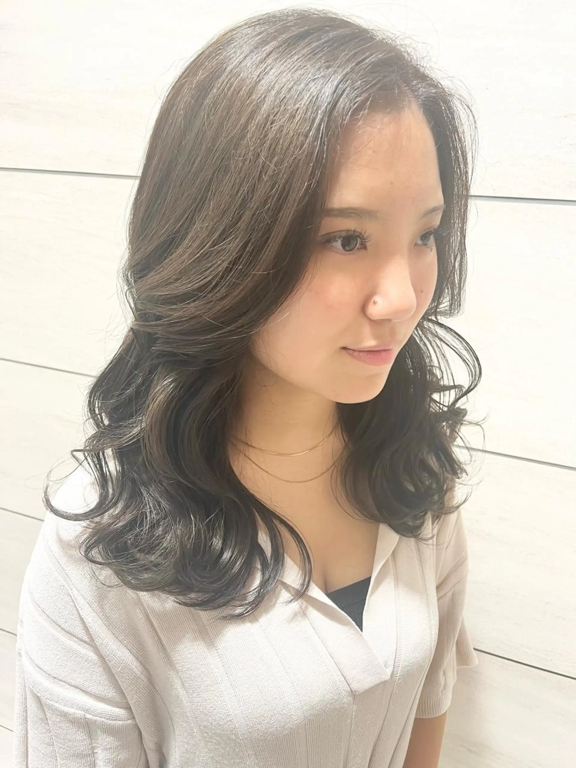 セミロング カラー グレージュ ヘアカラー トリートメント noll【今池駅前】 池田碧花のヘアスタイル