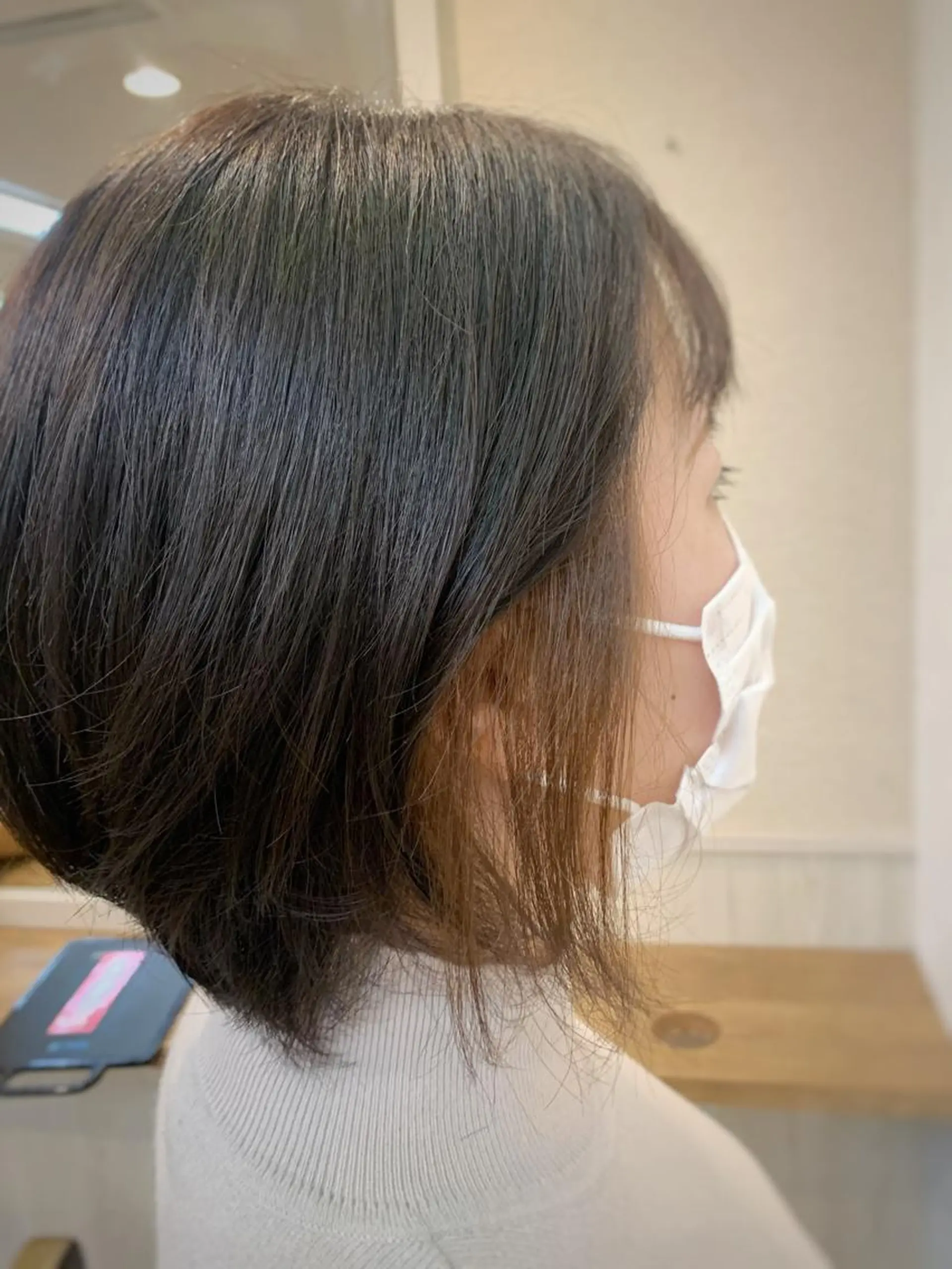 ショート カラー ブリーチ イヤリングカラー ブリーチなしカラー yuri🌼 N°＋uta*天王寺のヘアスタイル