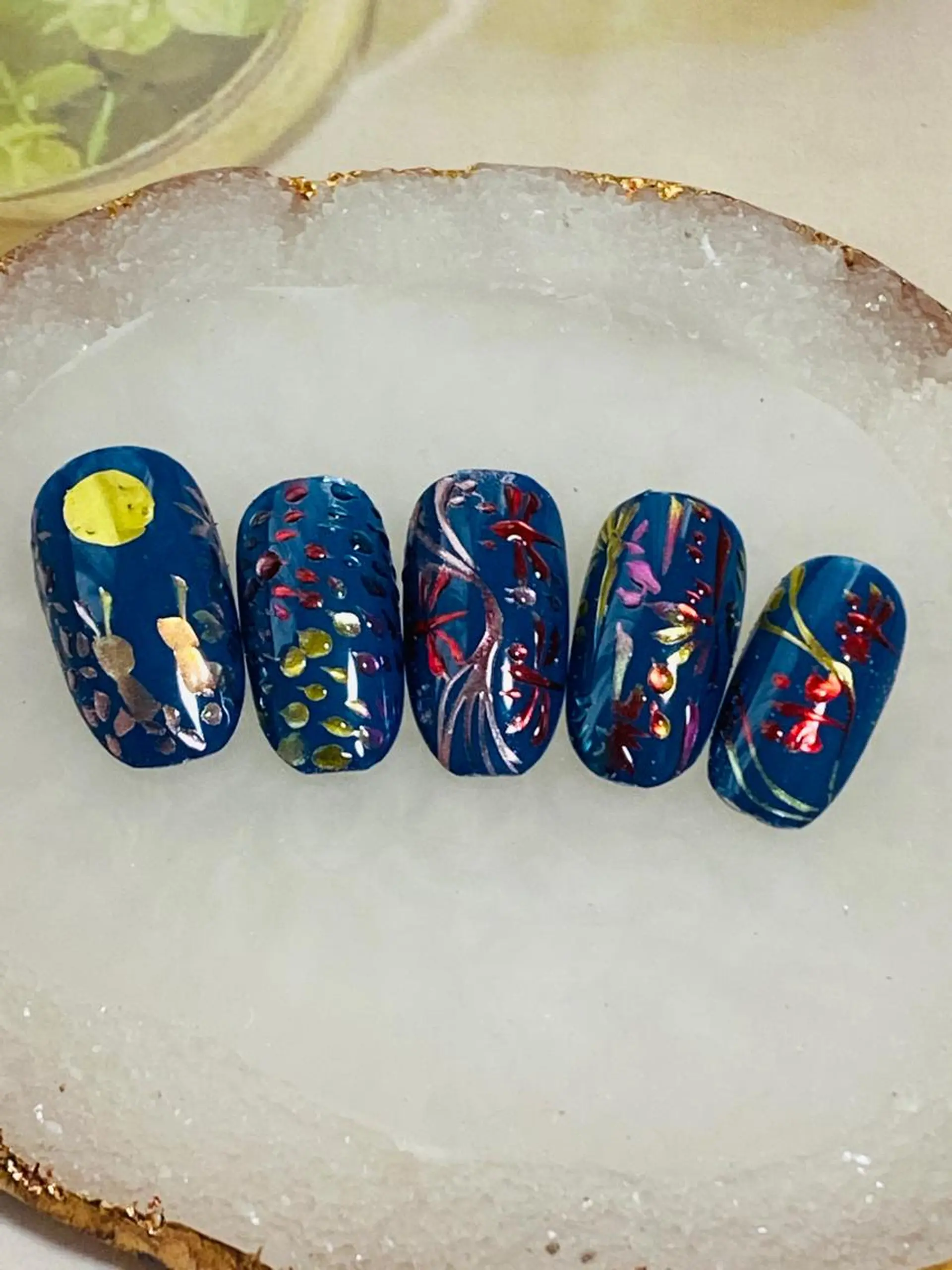 ネイル 赤色 自宅ネイルサロン ♦️nuance♦️のネイルデザイン