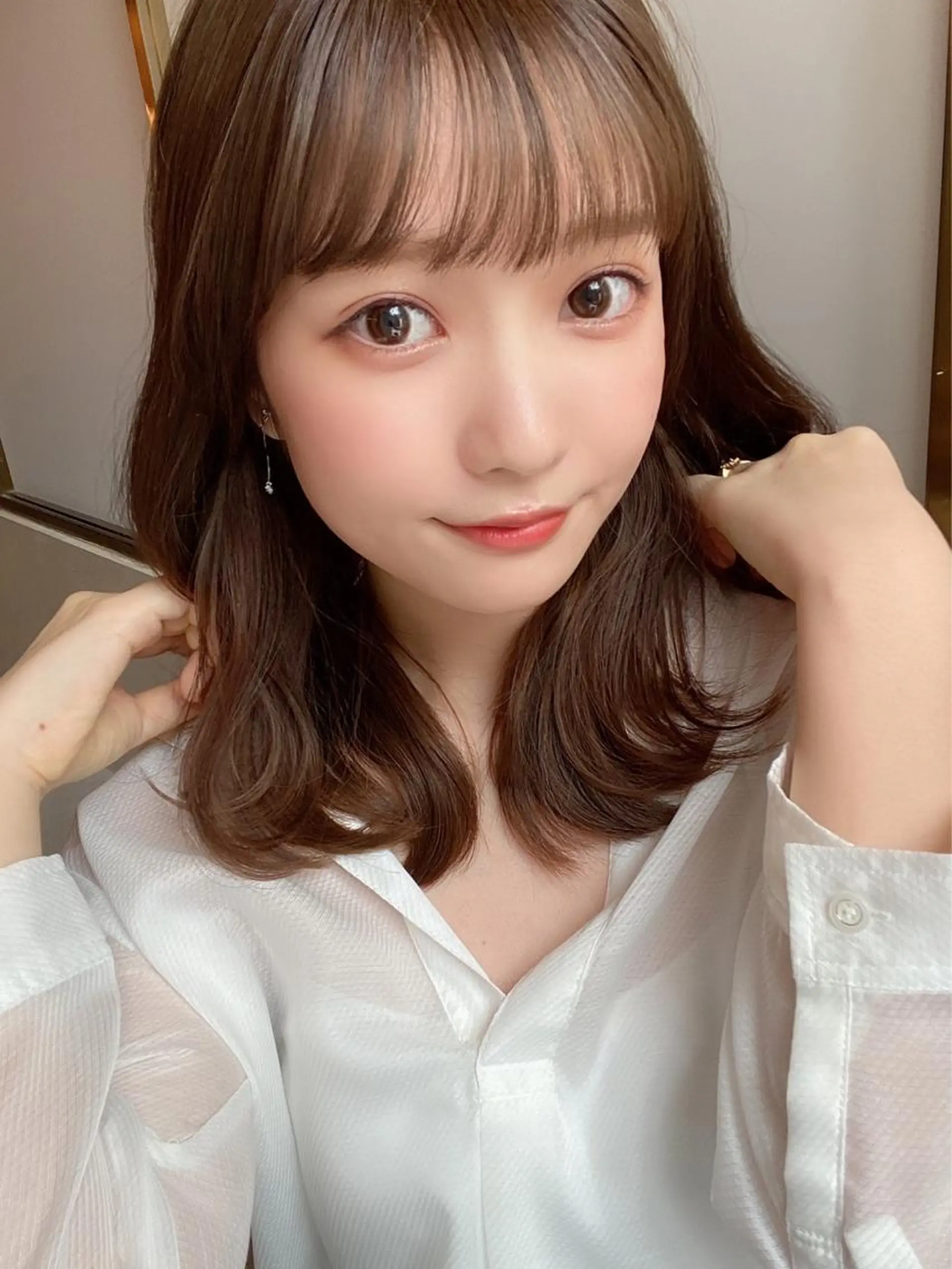 ロング カラー 高島大登/顔周り /ミルクティーのヘアスタイル
