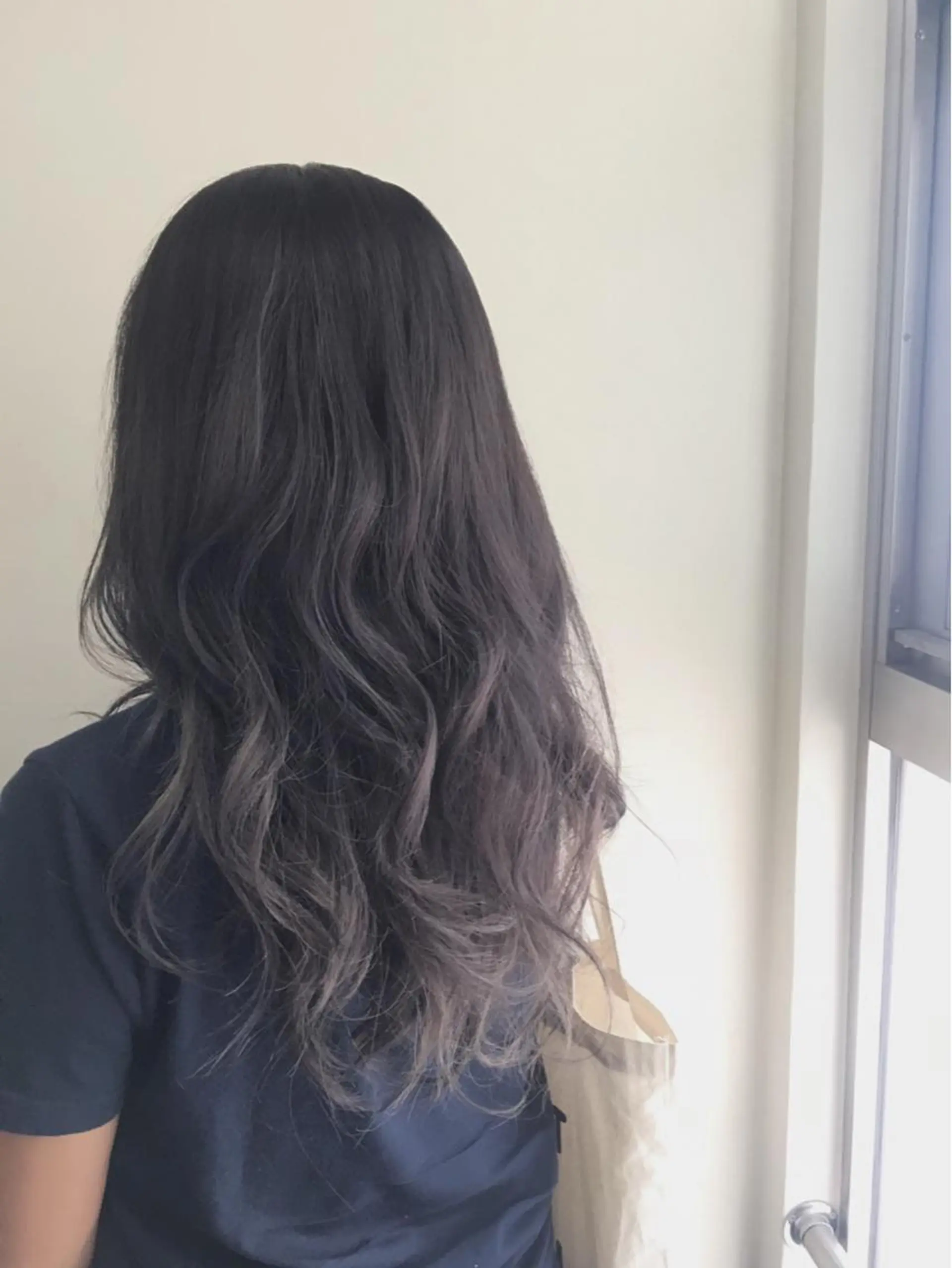 ロング カラー アッシュ アッシュグレー ハイライトカラー ハイライト Oasis所属・🦋Oasis RINA 🦋のヘアスタイル