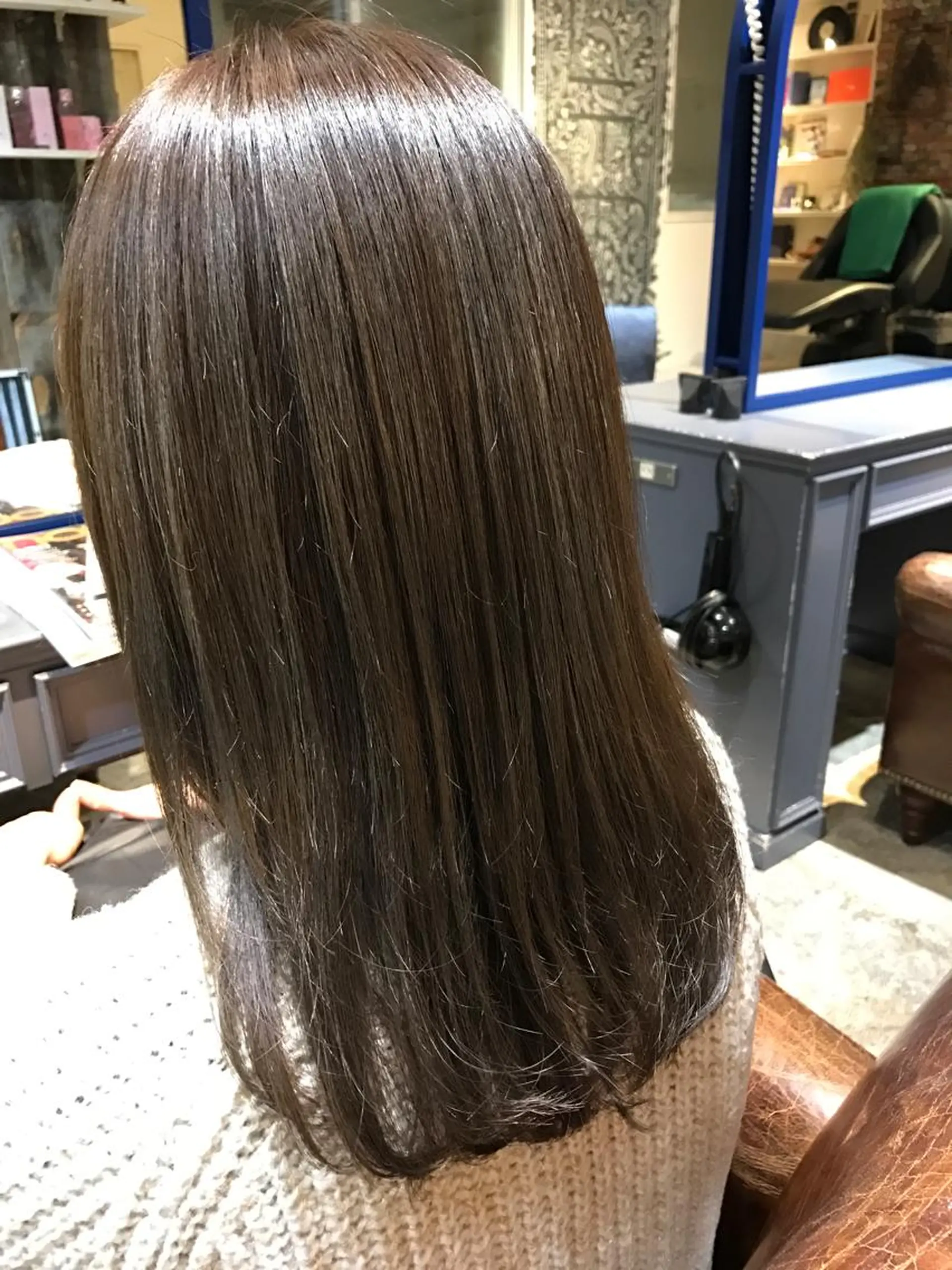 ロング カラー パーマ ヘアアレンジ メンズ アッシュ ミント カット 縮毛矯正 トリートメント Lien🌿Top Stylist沖田のヘアスタイル
