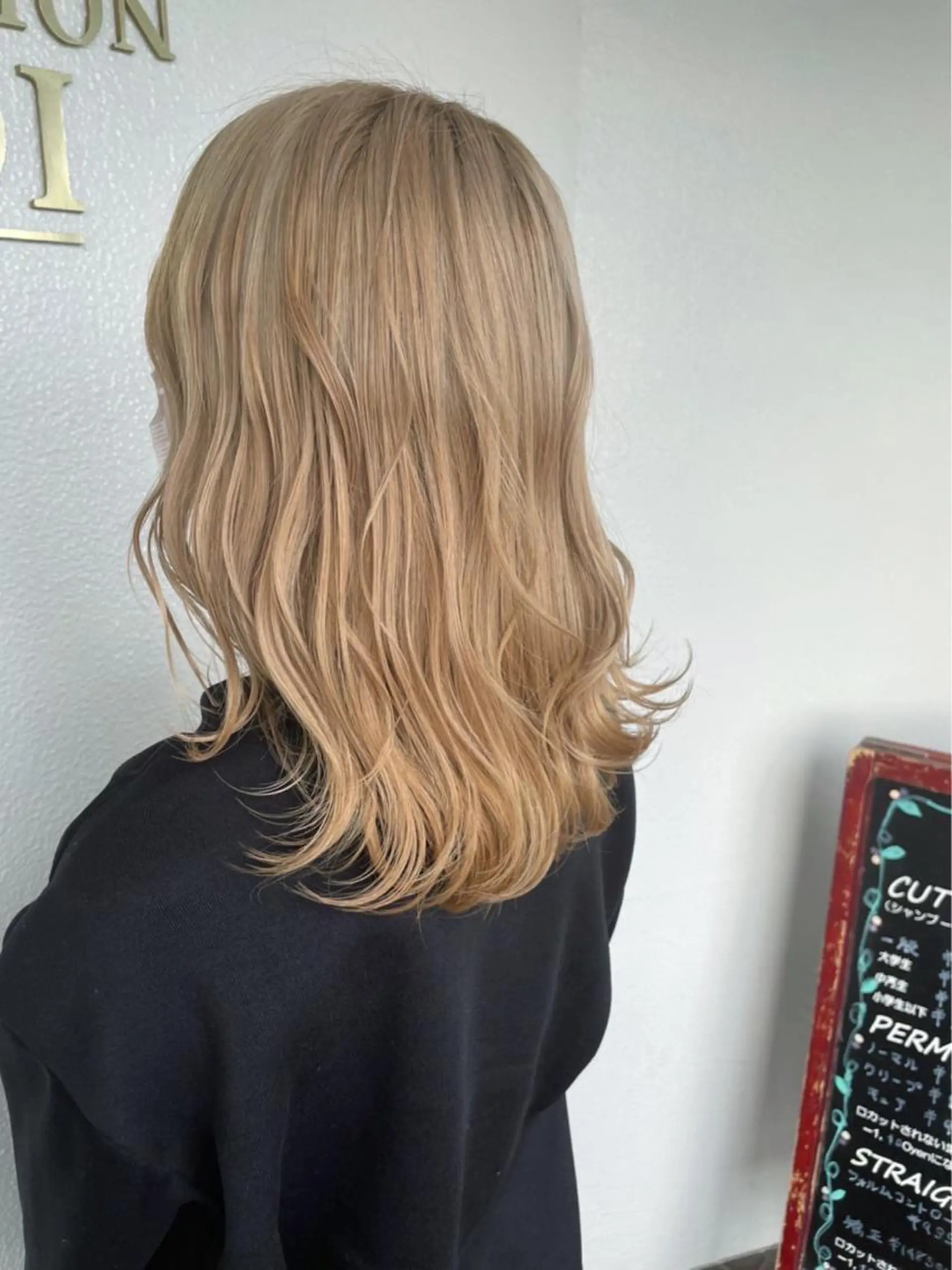 ロング 岩崎 祐大のヘアスタイル