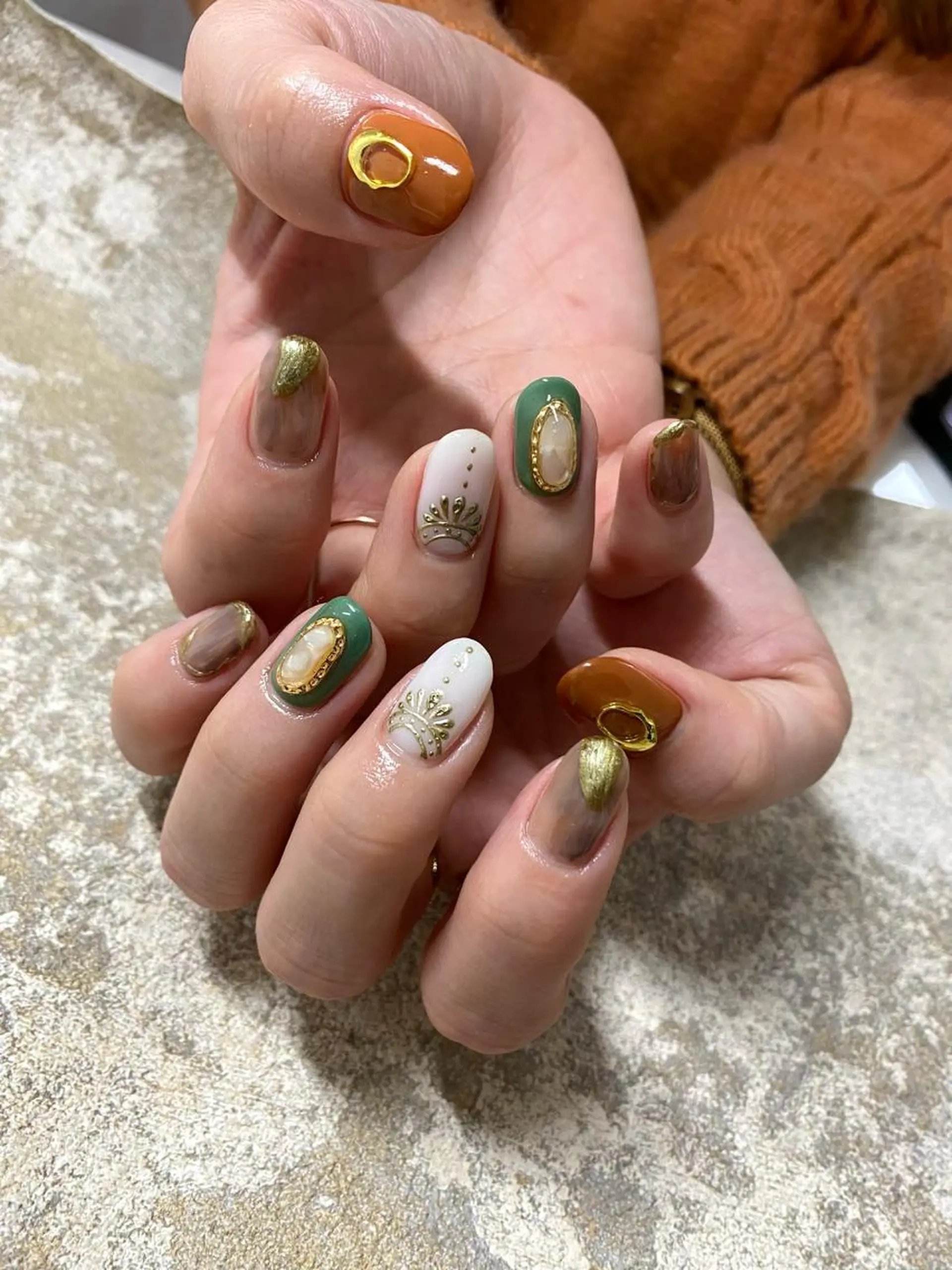 ネイル ハンドネイル OOMINE KAORIのネイルデザイン