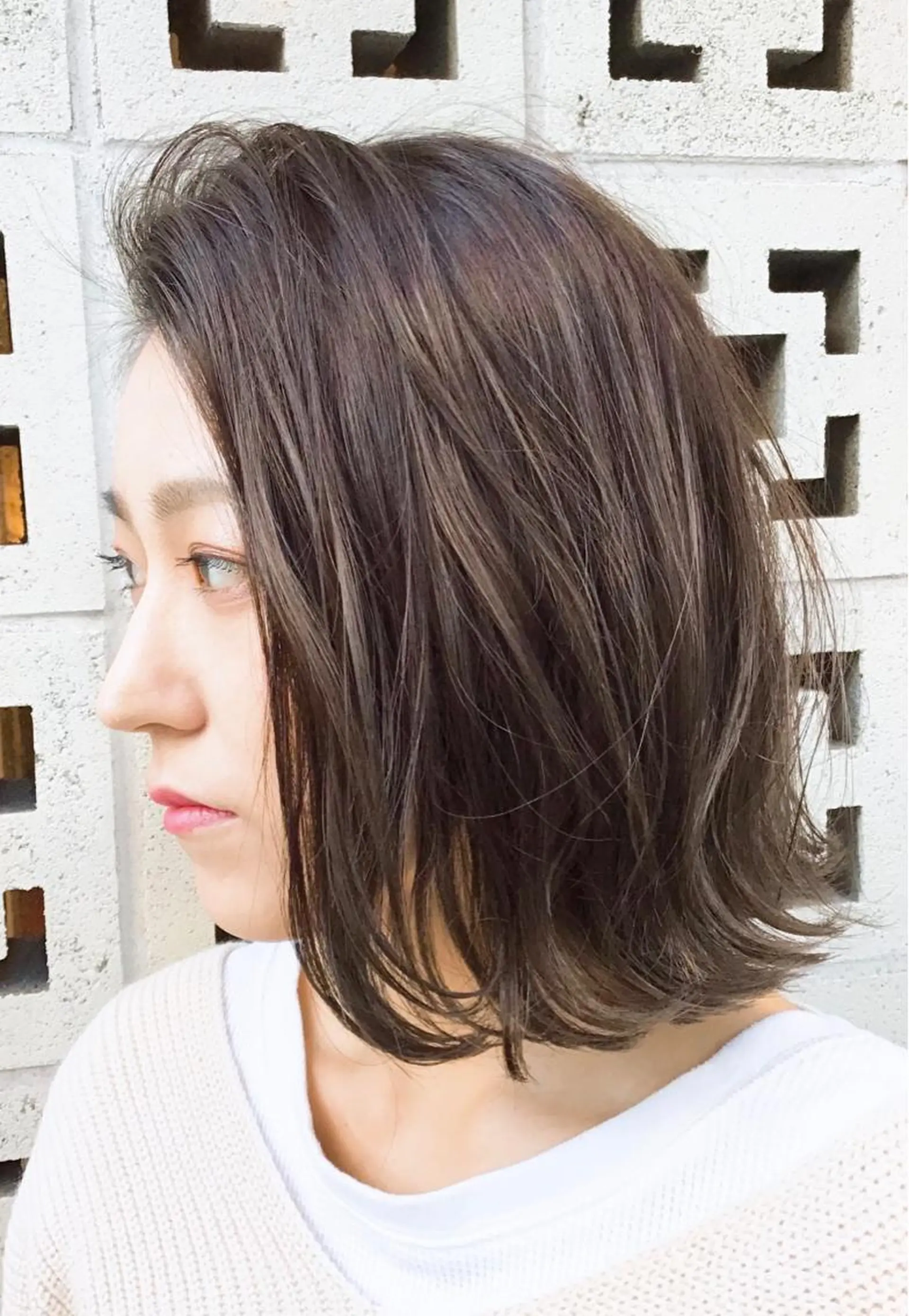 ショート カラー 切りっぱなしボブ ハイライトカラー ボブ ハイライト ミルクティーベージュ 🌿店長 清水ひとみのヘアスタイル