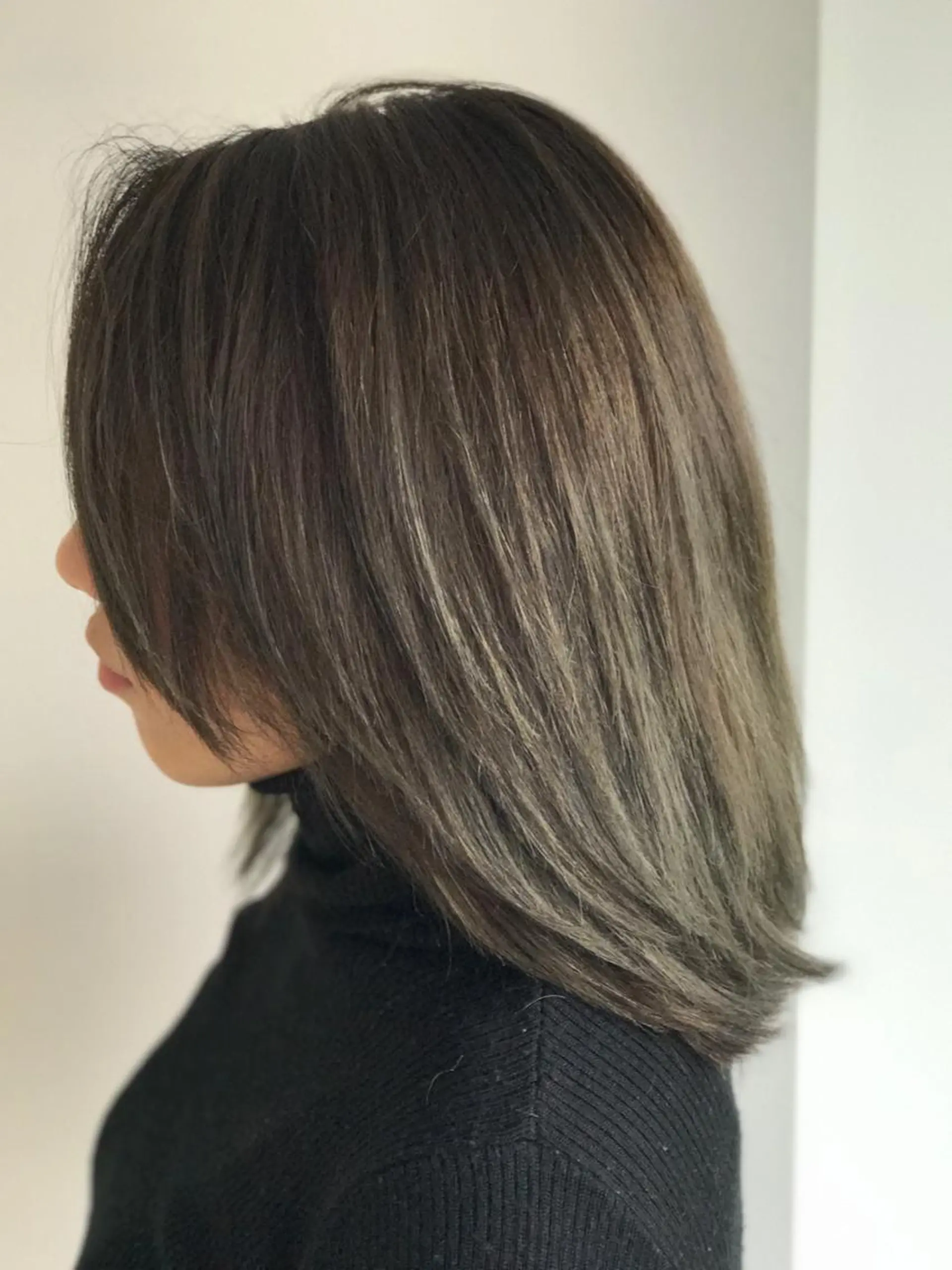 ミディアム セミロング カラー 🌈ディレクター🌈 徳松優希のヘアスタイル