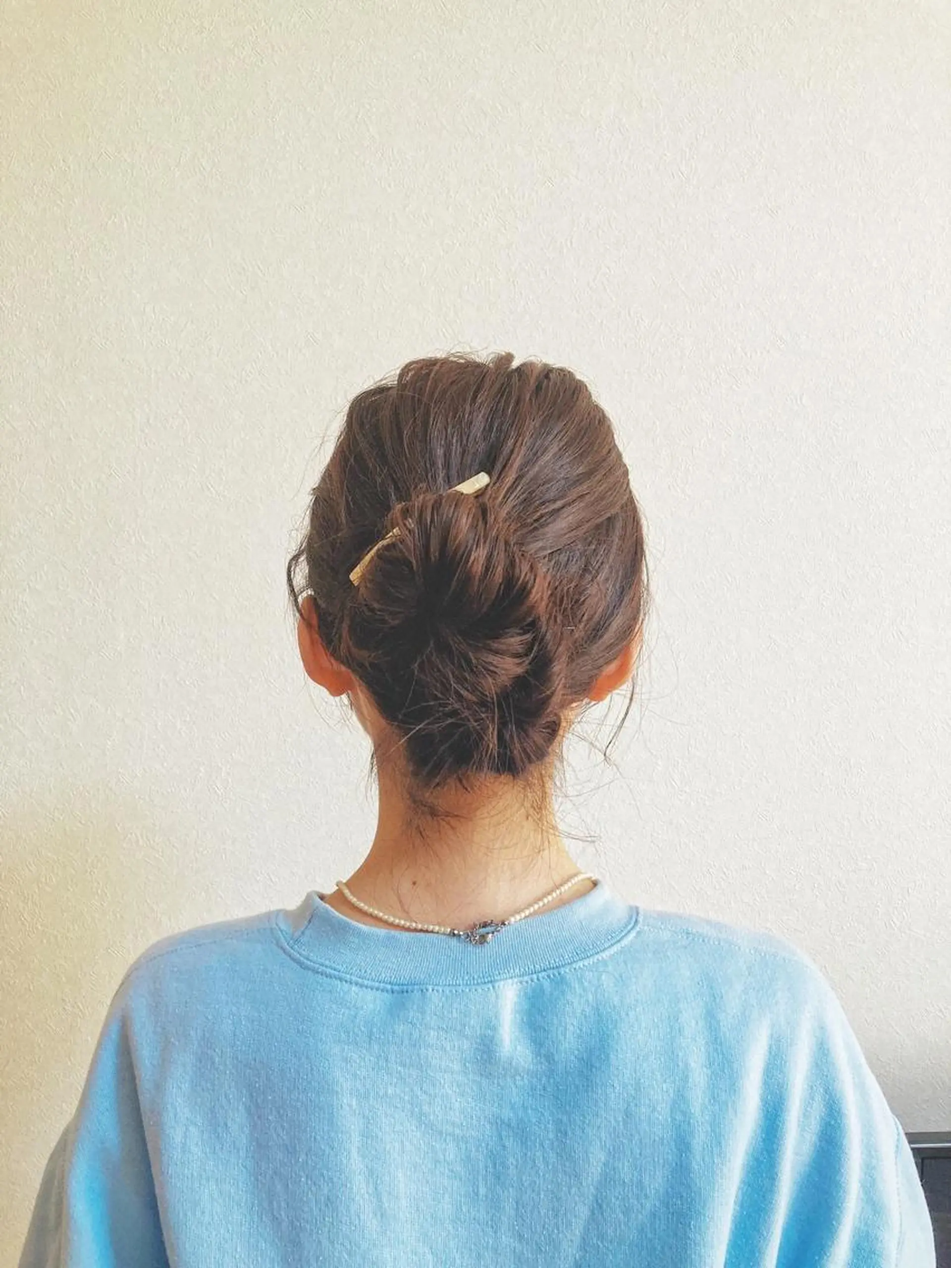 ミディアム お団子ヘア パーマ/イルミナ カラー 三浦菜々子のヘアスタイル