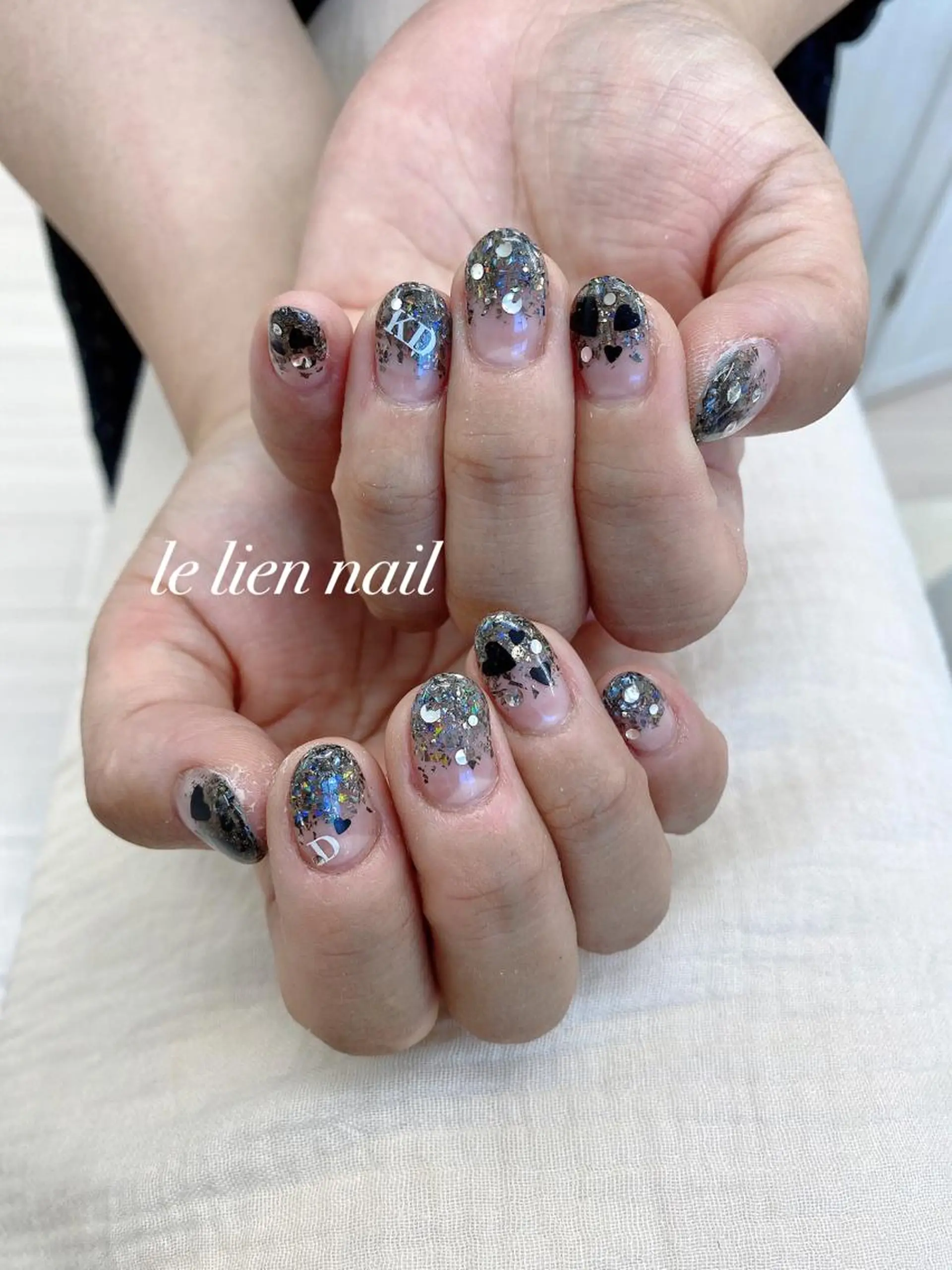 ネイル グラデーション ハート ホログラムネイル ラメ(グリッター) ラメグラデーション le lien nailのネイルデザイン