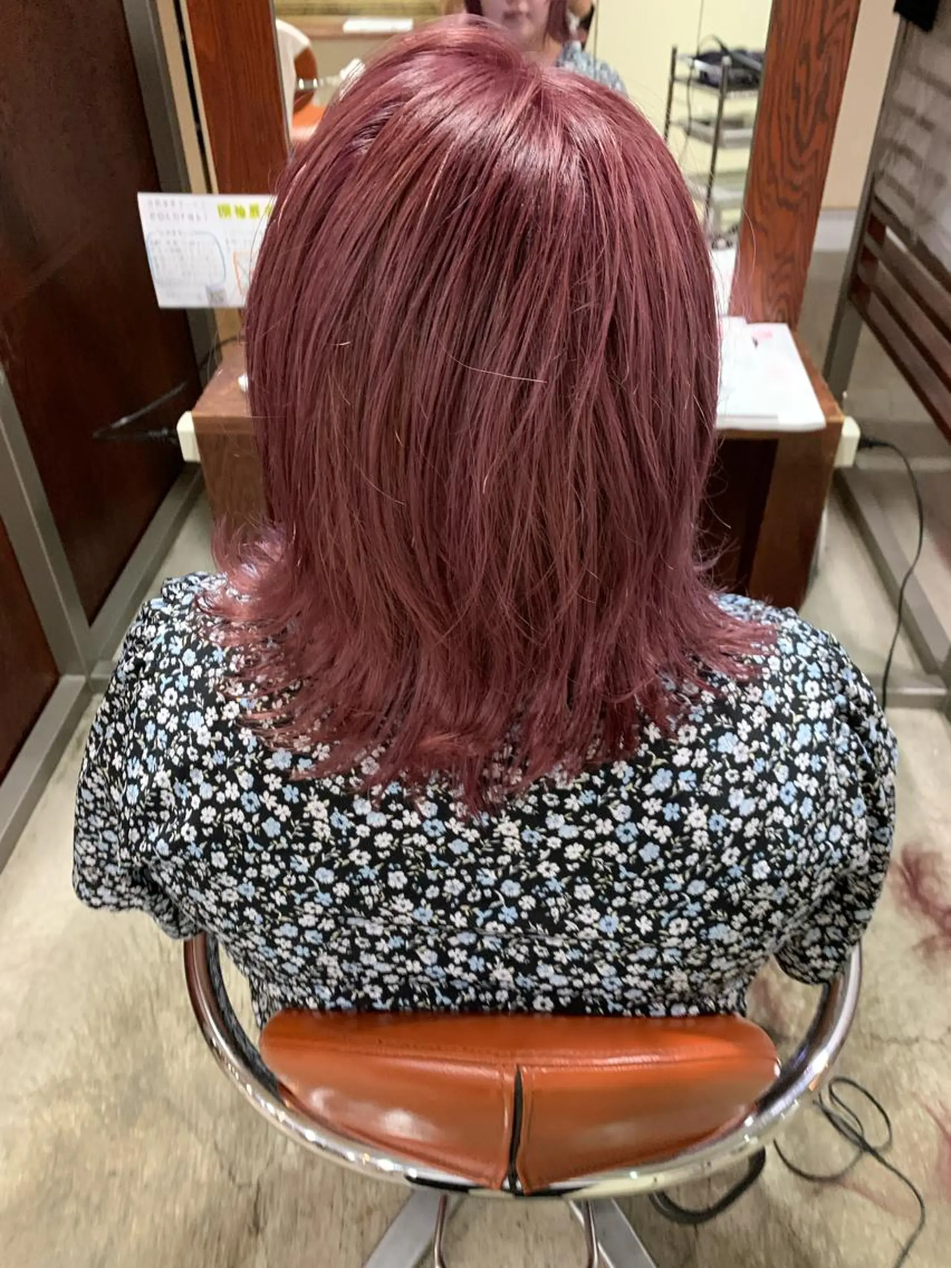 ミディアム カラー ブリーチ ピンクカラー ☻BRAVE柏東口店 わたなべ りこ☻のヘアスタイル