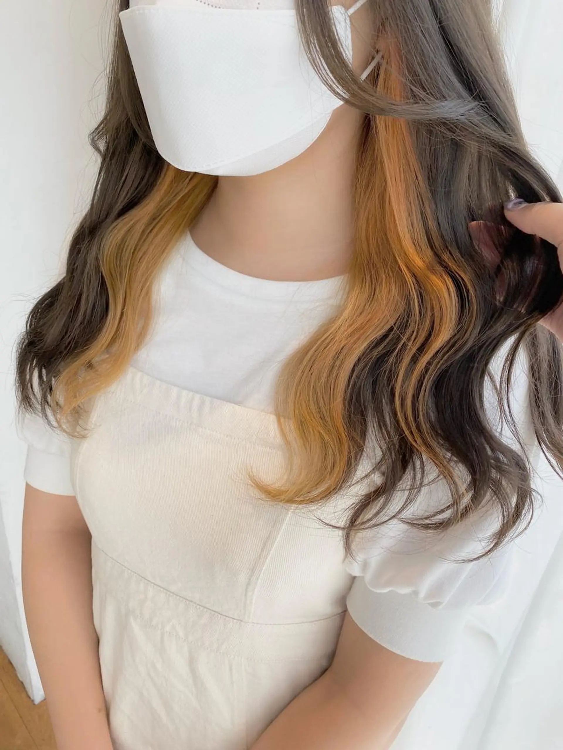 ミディアム カラー オレンジ sio.nail&eyebrow salon shimokitazawa2号店所属・nailist mana𖤐´-のネイルデザイン